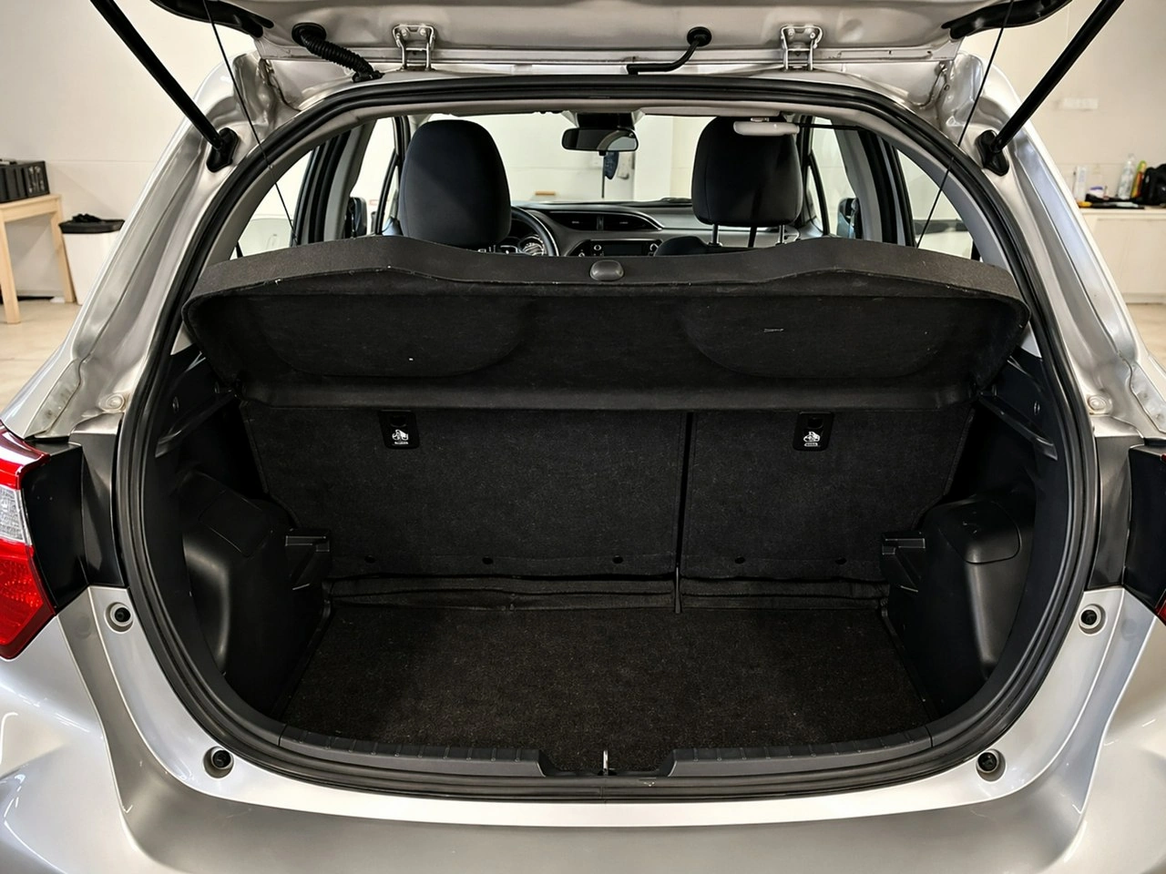 Toyota Yaris - Zdjęcie 9