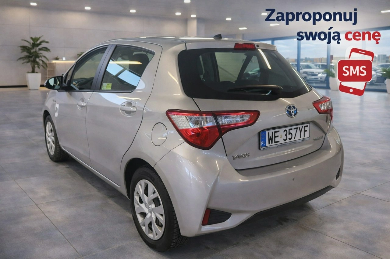 Toyota Yaris - Zdjęcie 3
