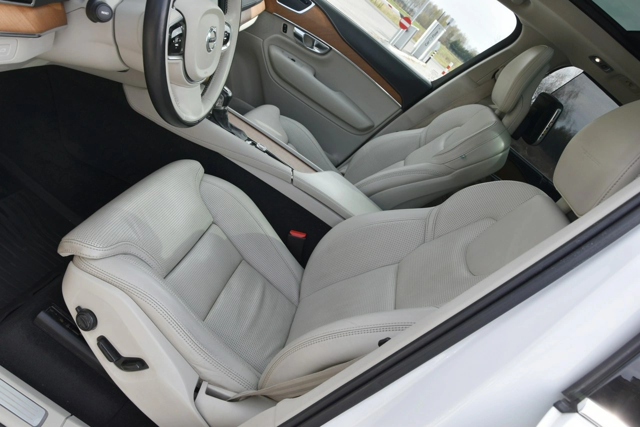 Volvo XC 90 - Zdjęcie 20