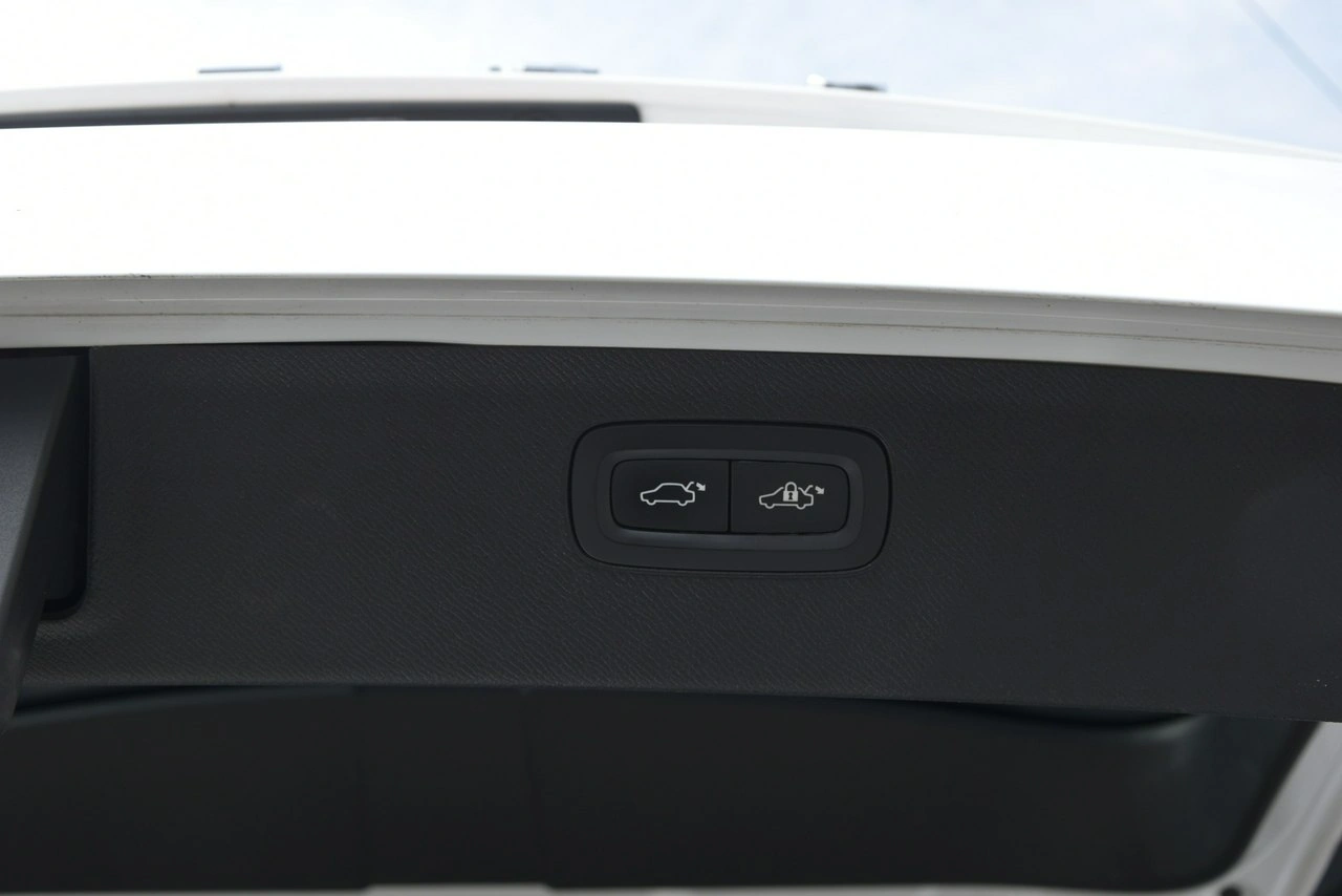 Volvo XC 90 - Zdjęcie 36