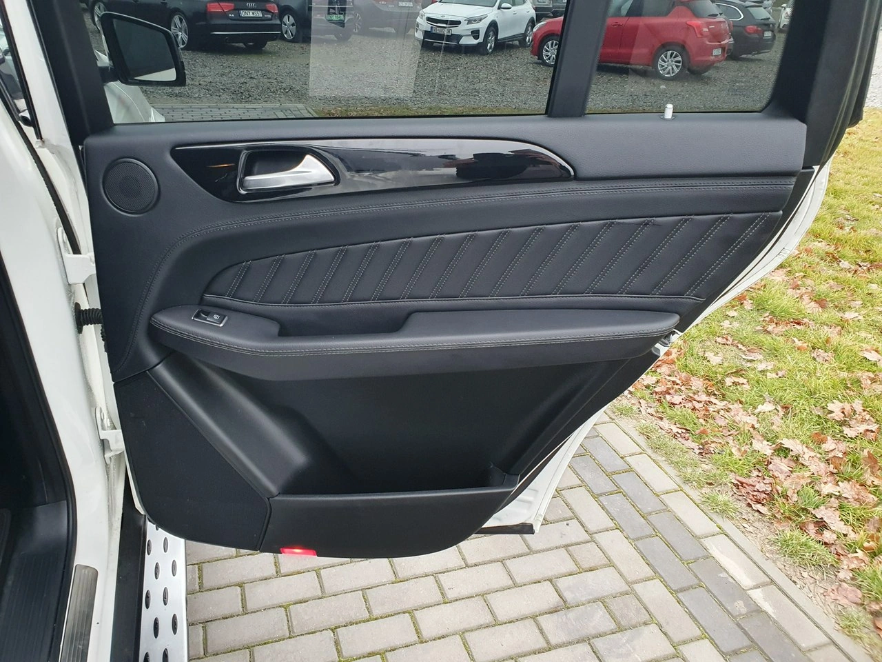 Mercedes GLS Klasa - Zdjęcie 30