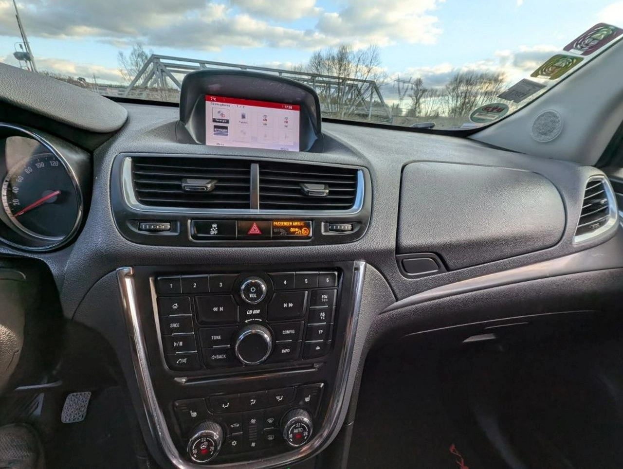 Opel Mokka - Zdjęcie 16