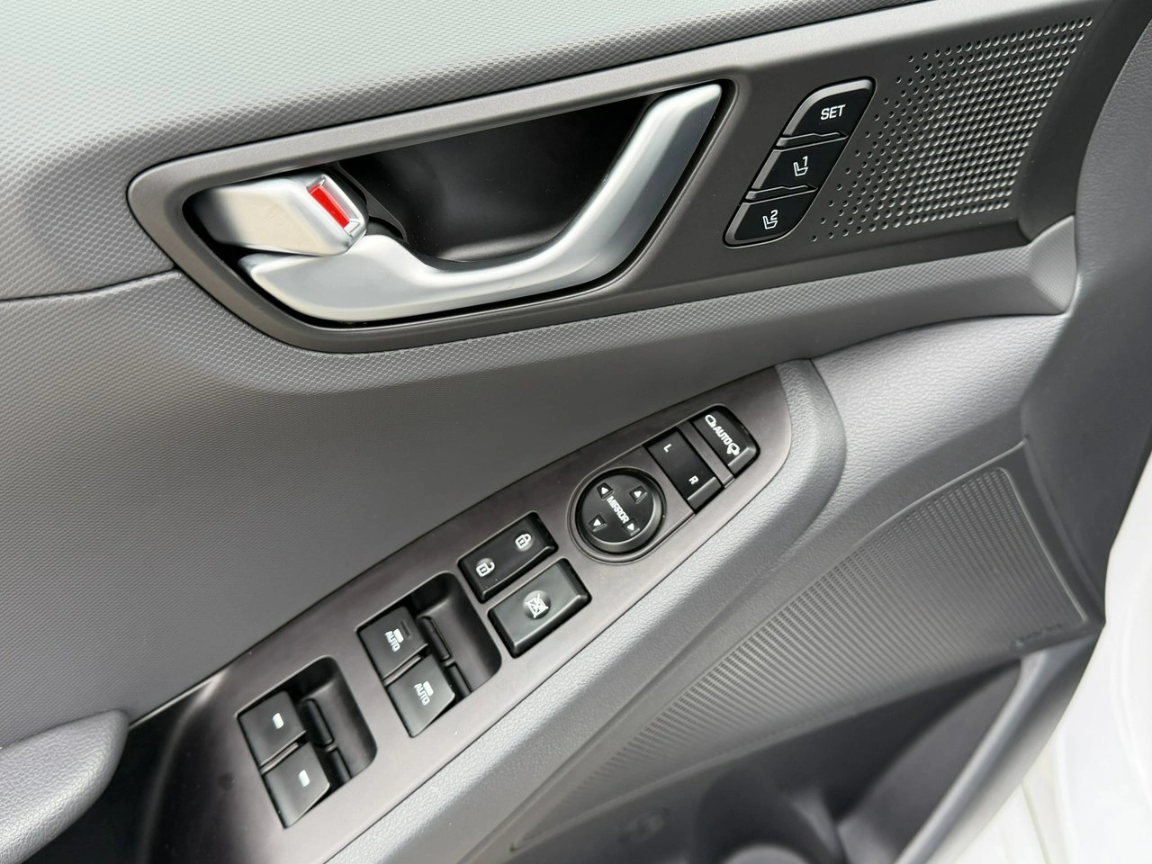 Hyundai IONIQ - Zdjęcie 15