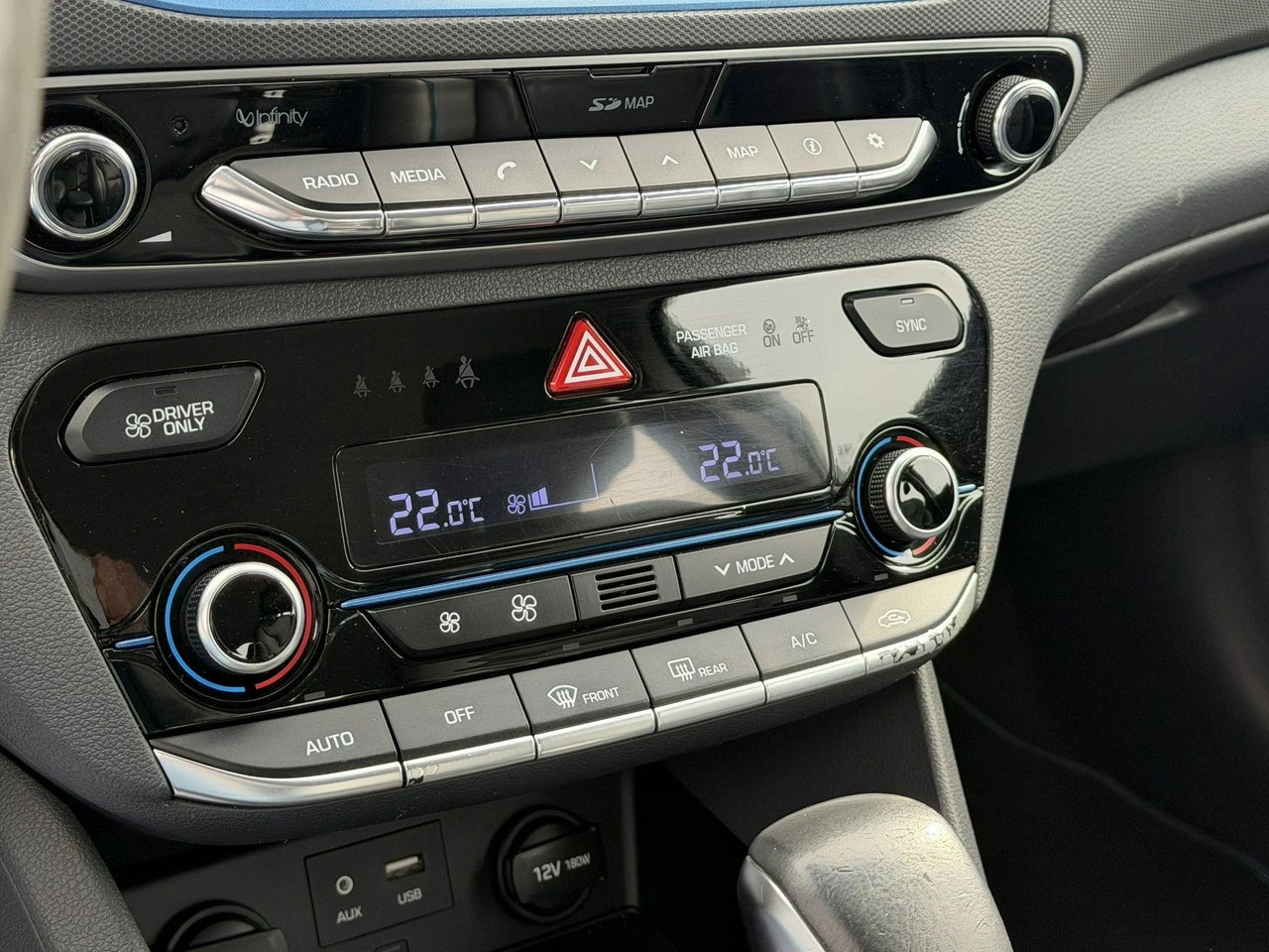 Hyundai IONIQ - Zdjęcie 27