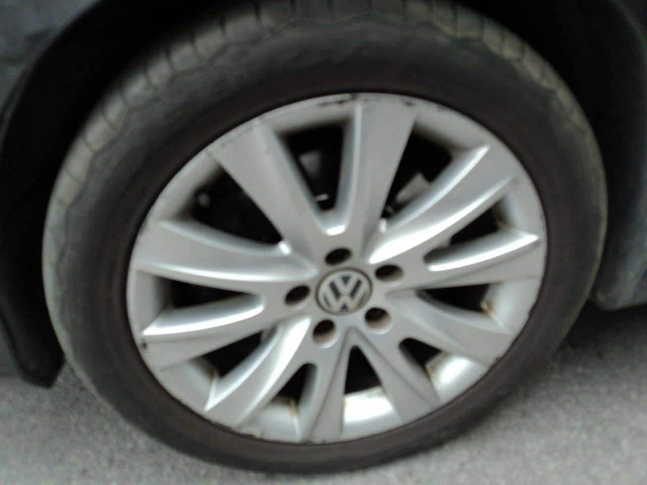 Volkswagen Passat - Zdjęcie 18