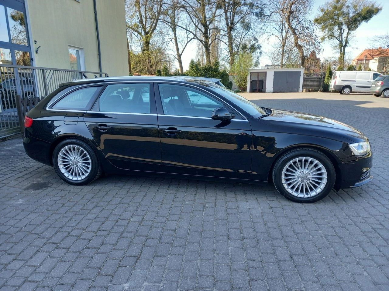 Audi A4 - Zdjęcie 11