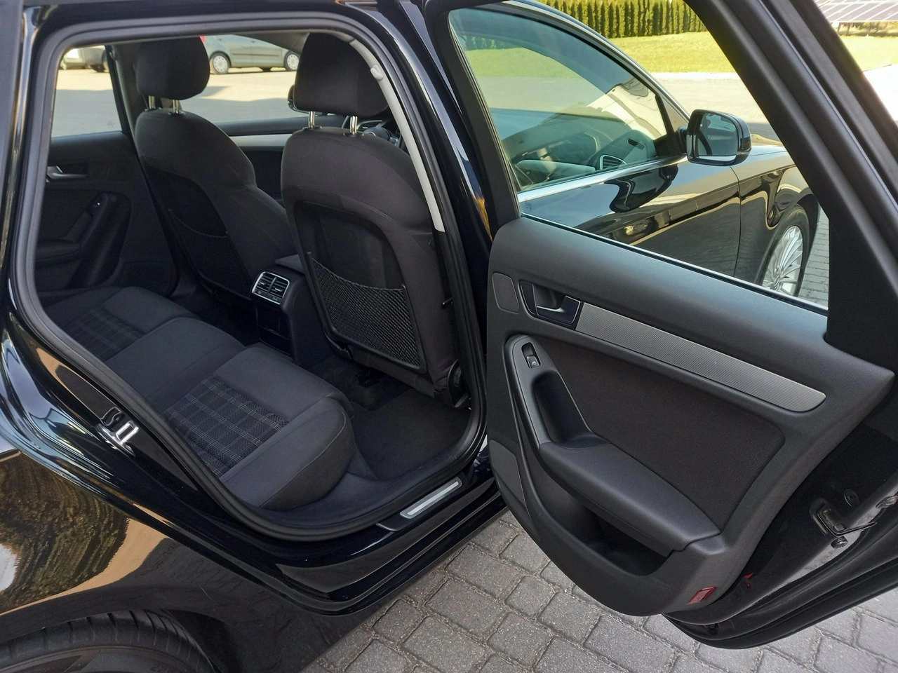 Audi A4 - Zdjęcie 24