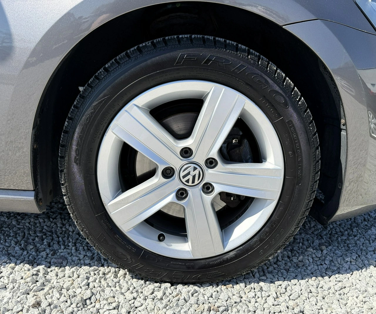 Volkswagen Golf - Zdjęcie 9