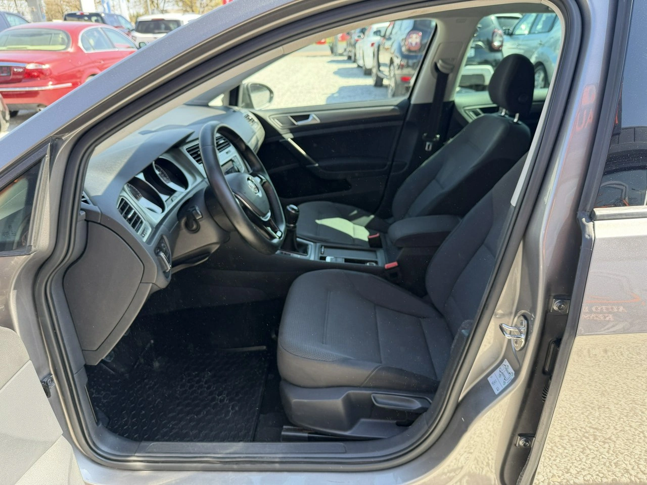 Volkswagen Golf - Zdjęcie 11