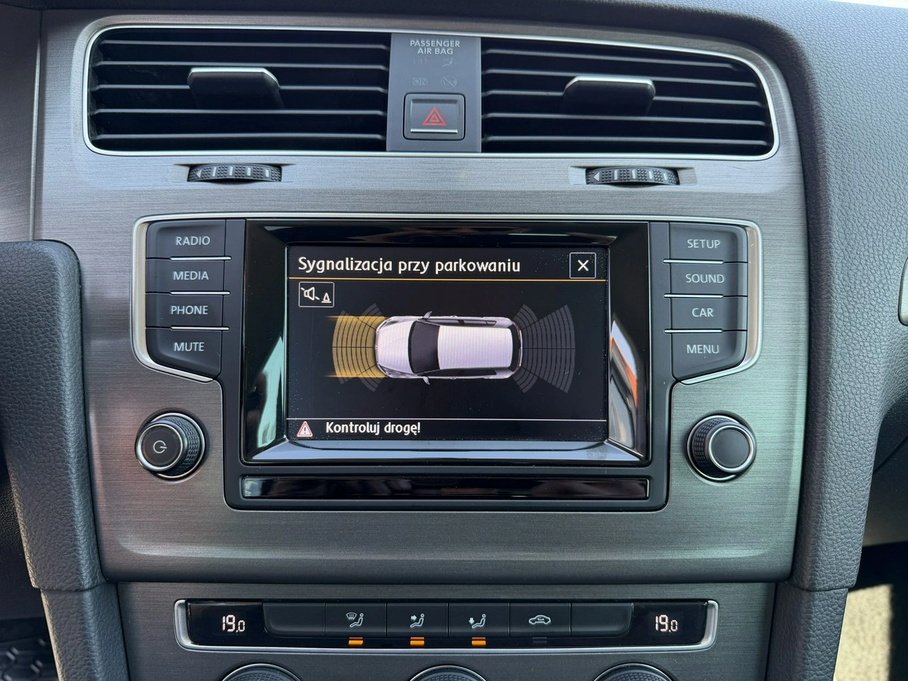 Volkswagen Golf - Zdjęcie 19