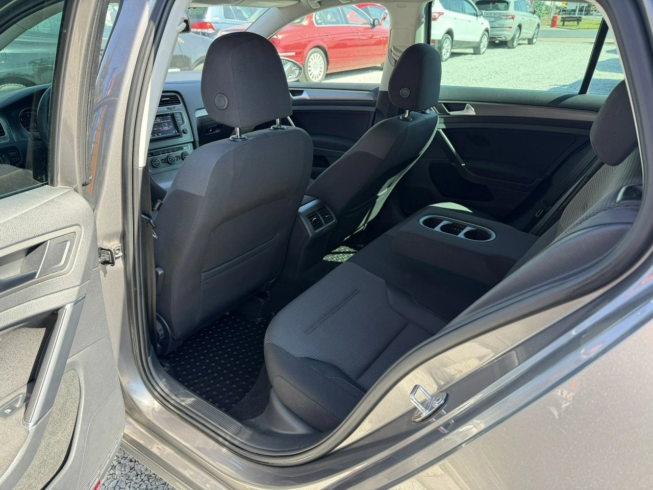 Volkswagen Golf - Zdjęcie 26