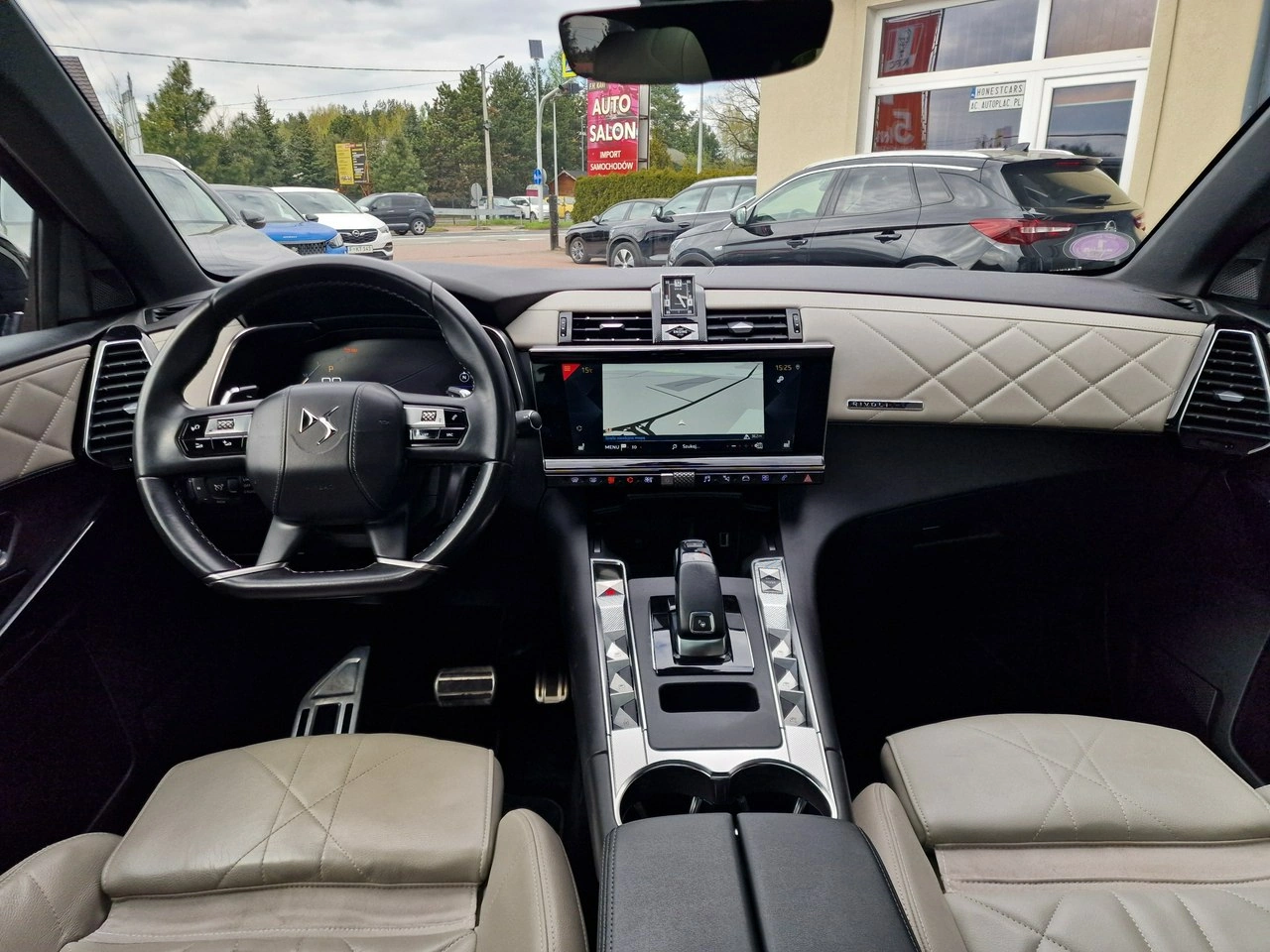 DS Automobiles DS 7 Crossback - Zdjęcie 17