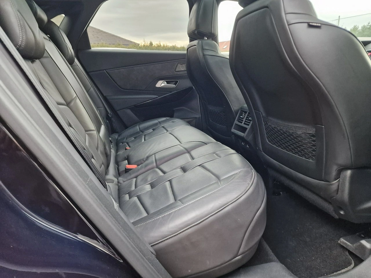 DS Automobiles DS 7 Crossback - Zdjęcie 23