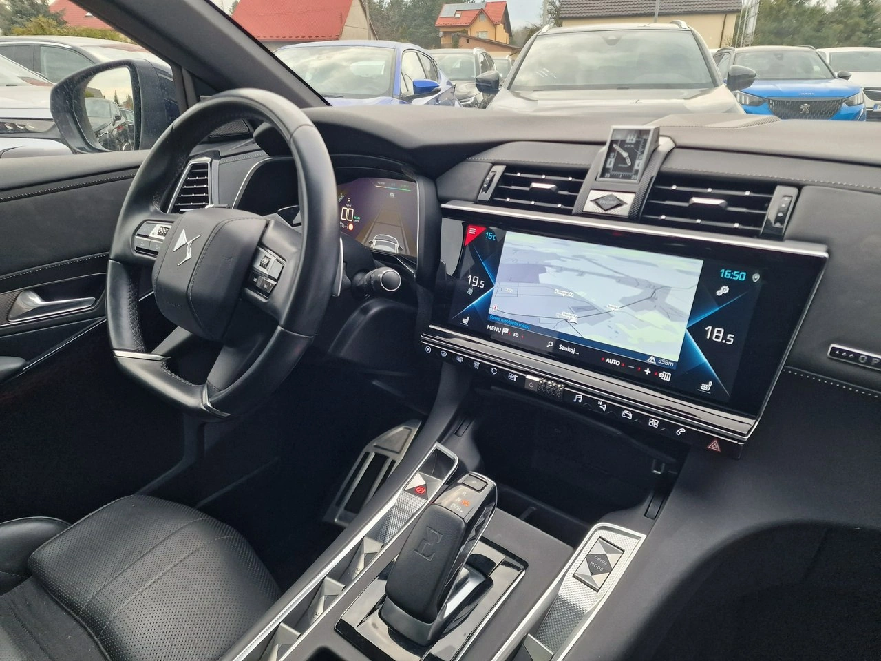 DS Automobiles DS 7 Crossback - Zdjęcie 25