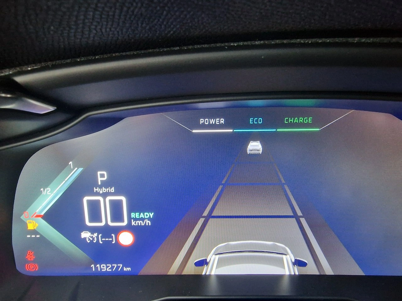 DS Automobiles DS 7 Crossback - Zdjęcie 36