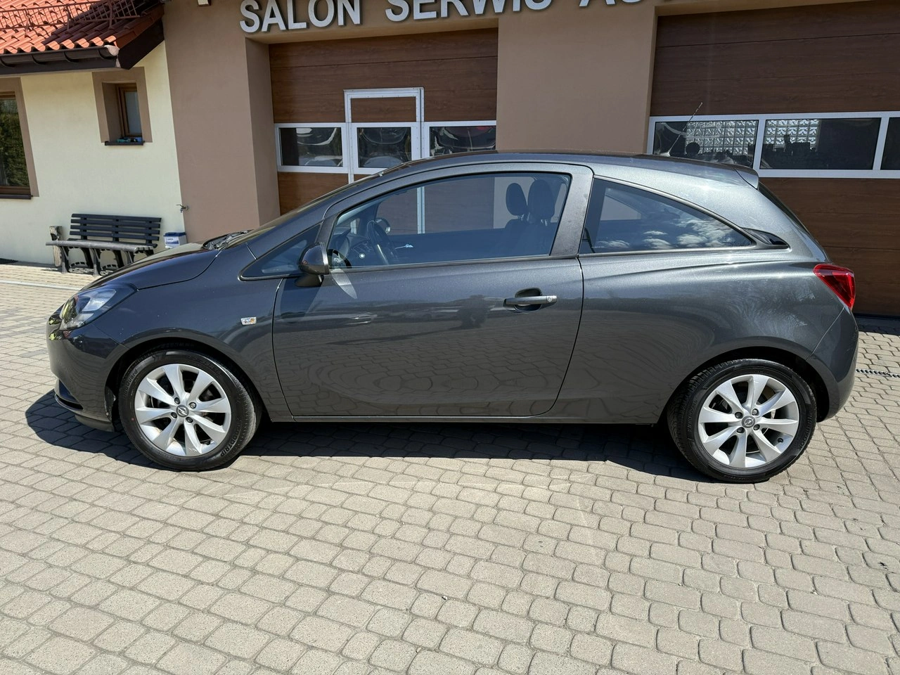 Opel Corsa - Zdjęcie 10