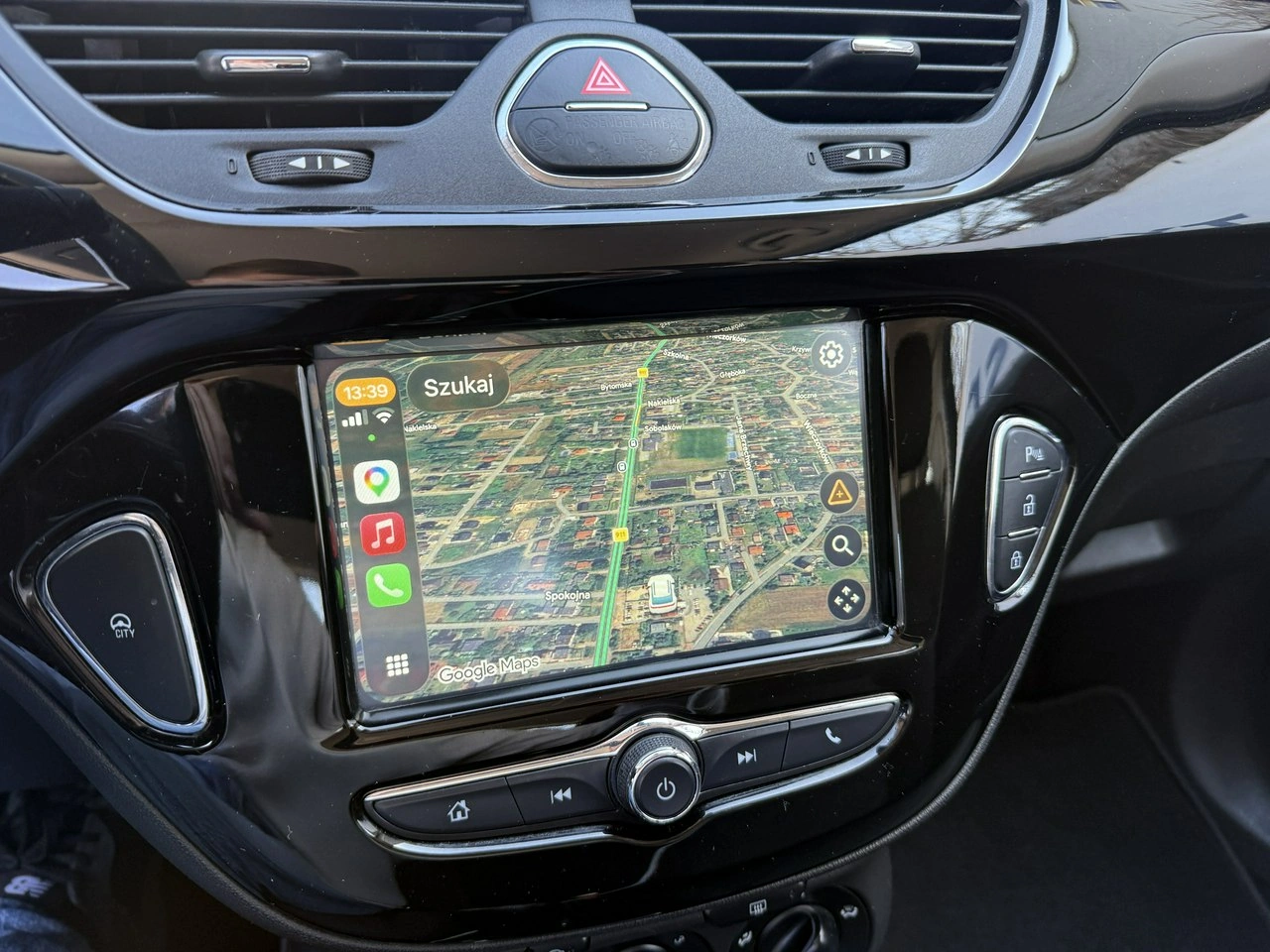 Opel Corsa - Zdjęcie 17