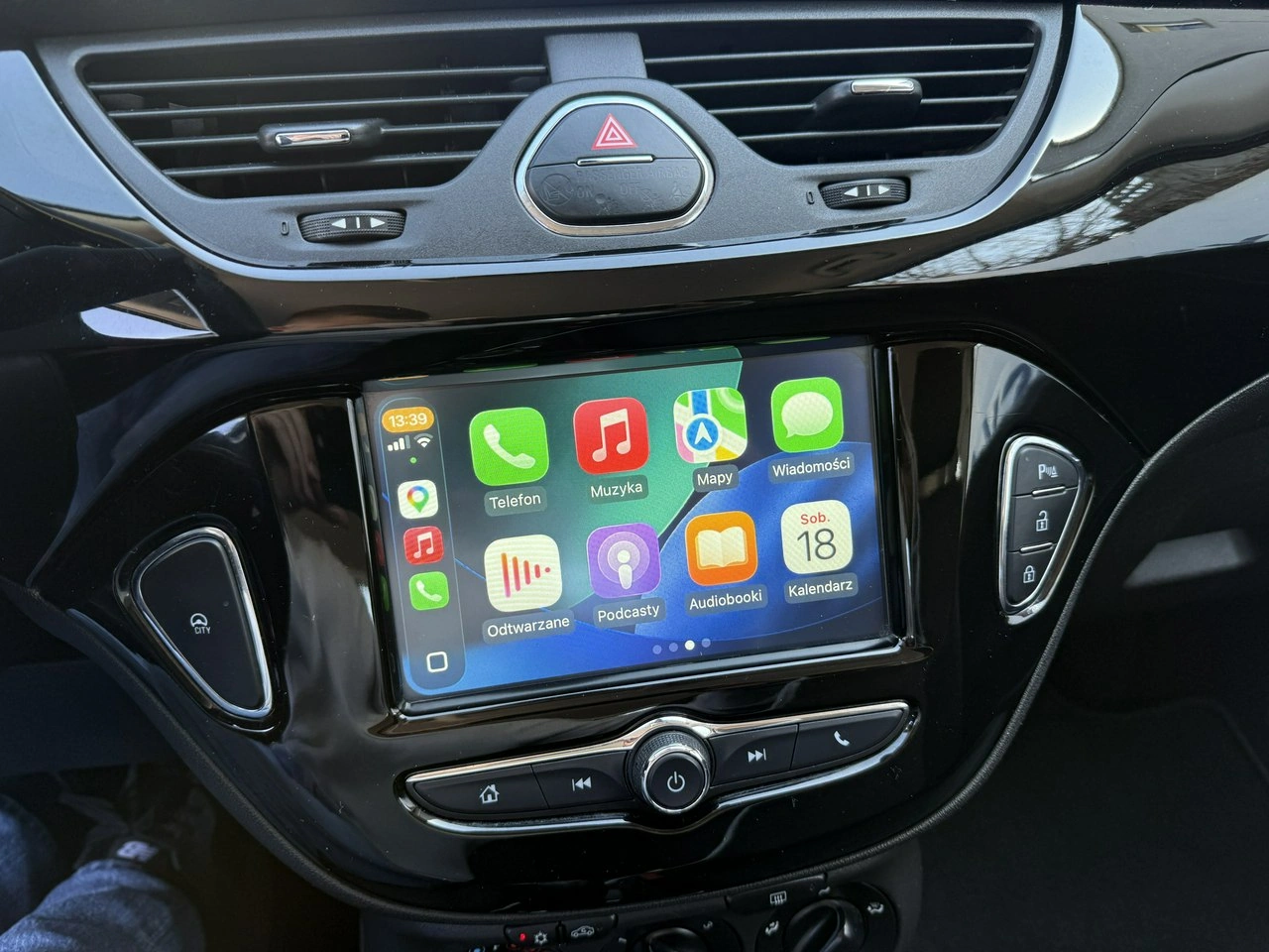 Opel Corsa - Zdjęcie 18