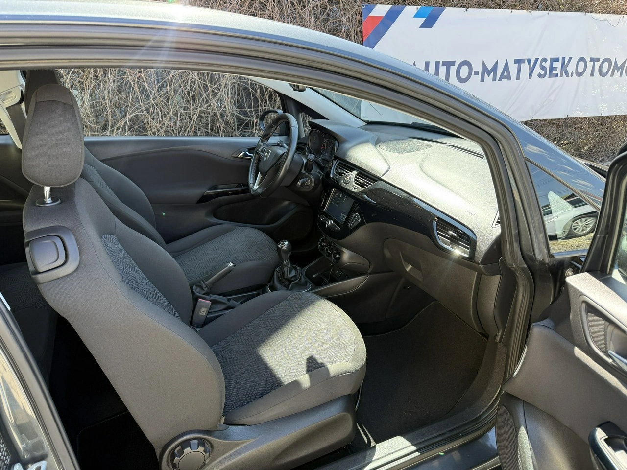 Opel Corsa - Zdjęcie 22