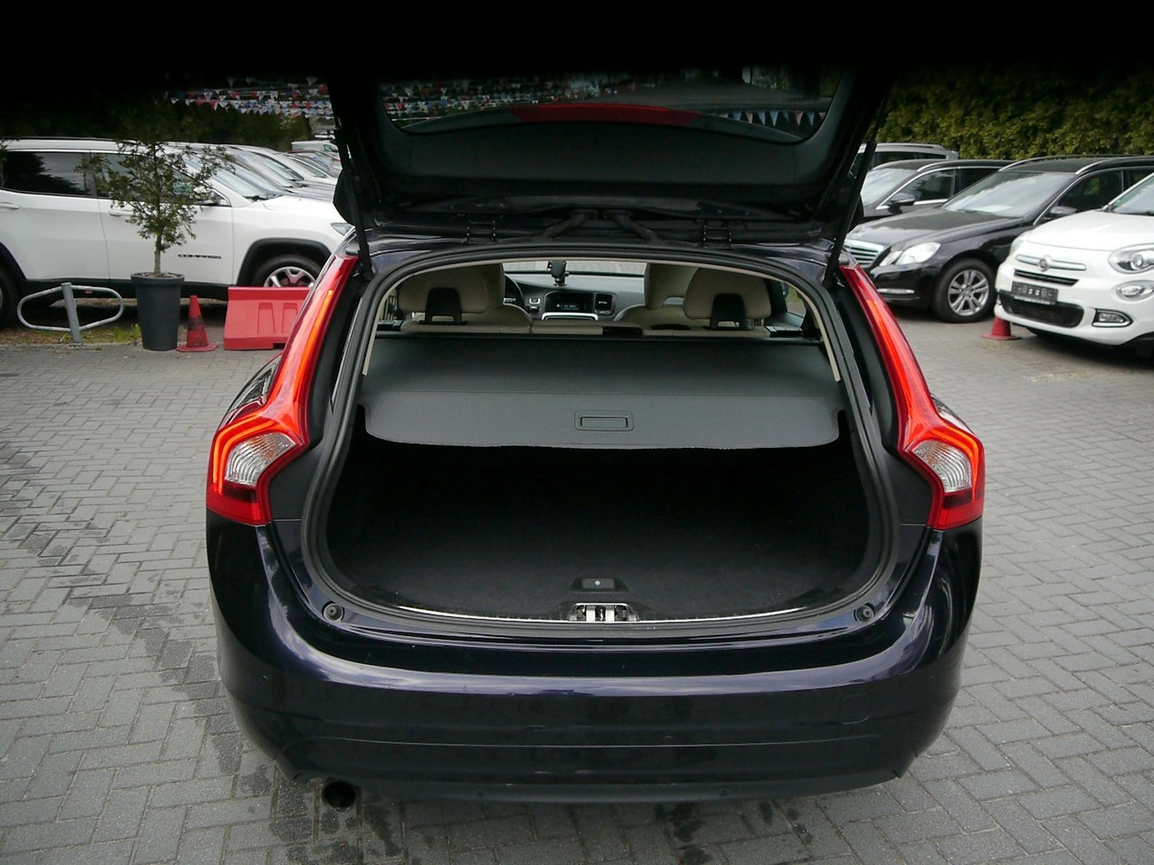 Volvo V60 - Zdjęcie 17