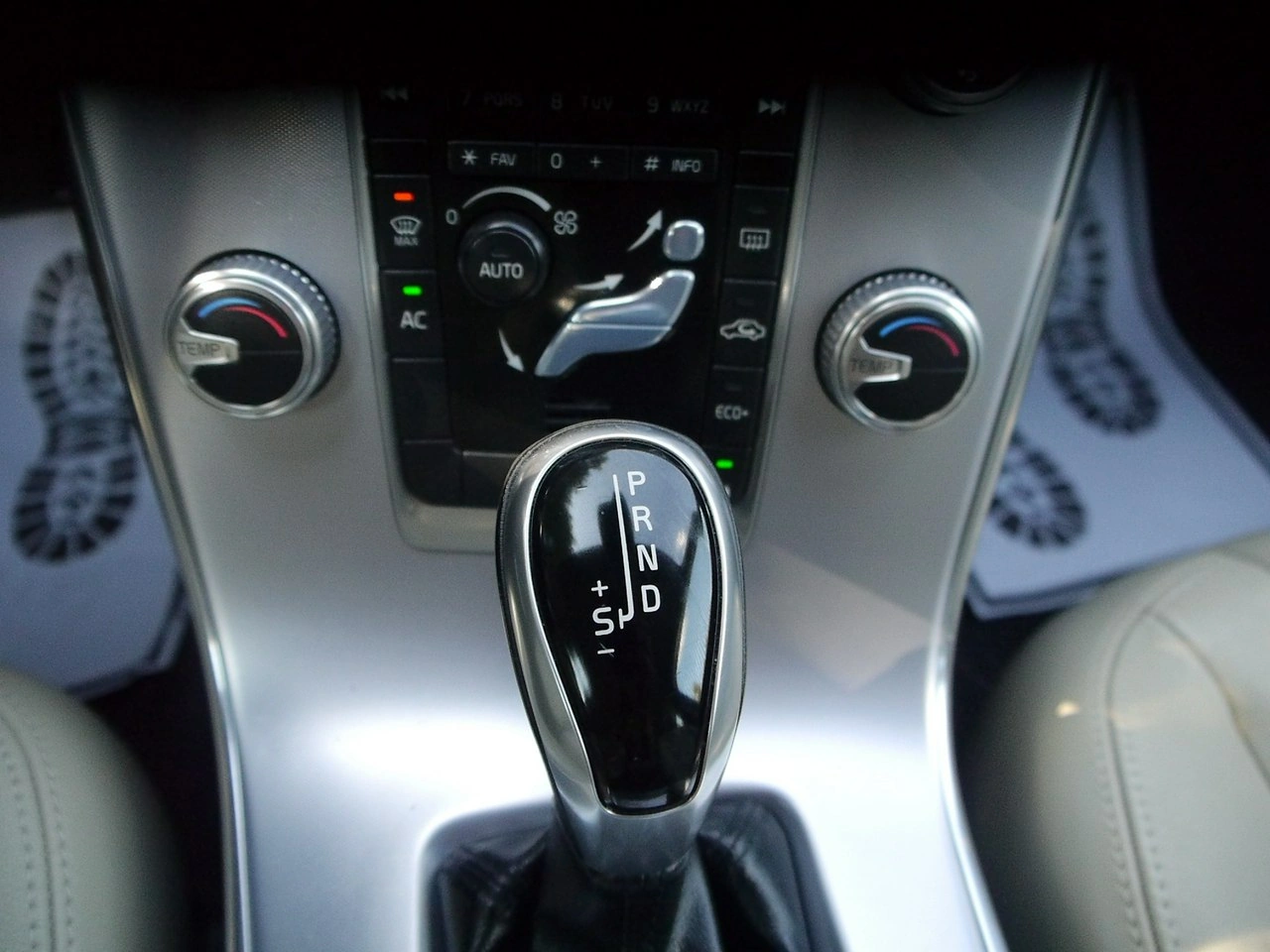 Volvo V60 - Zdjęcie 22