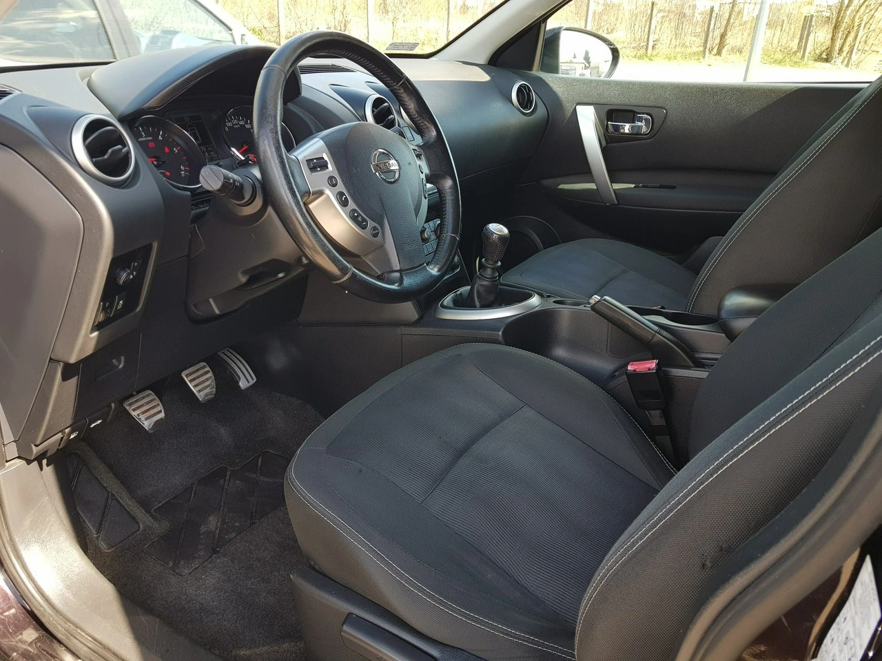 Nissan Qashqai - Zdjęcie 9