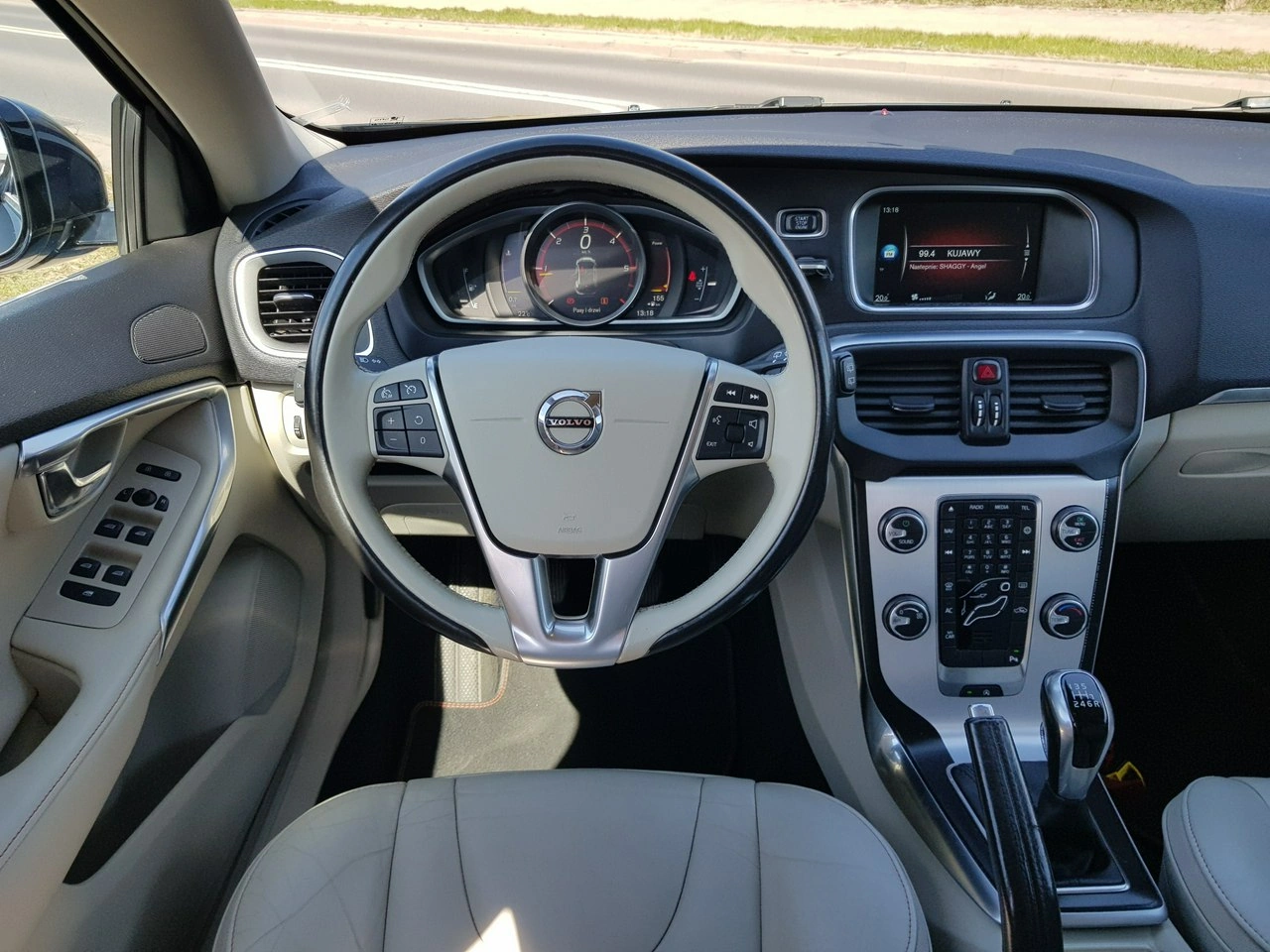 Volvo V40 - Zdjęcie 12