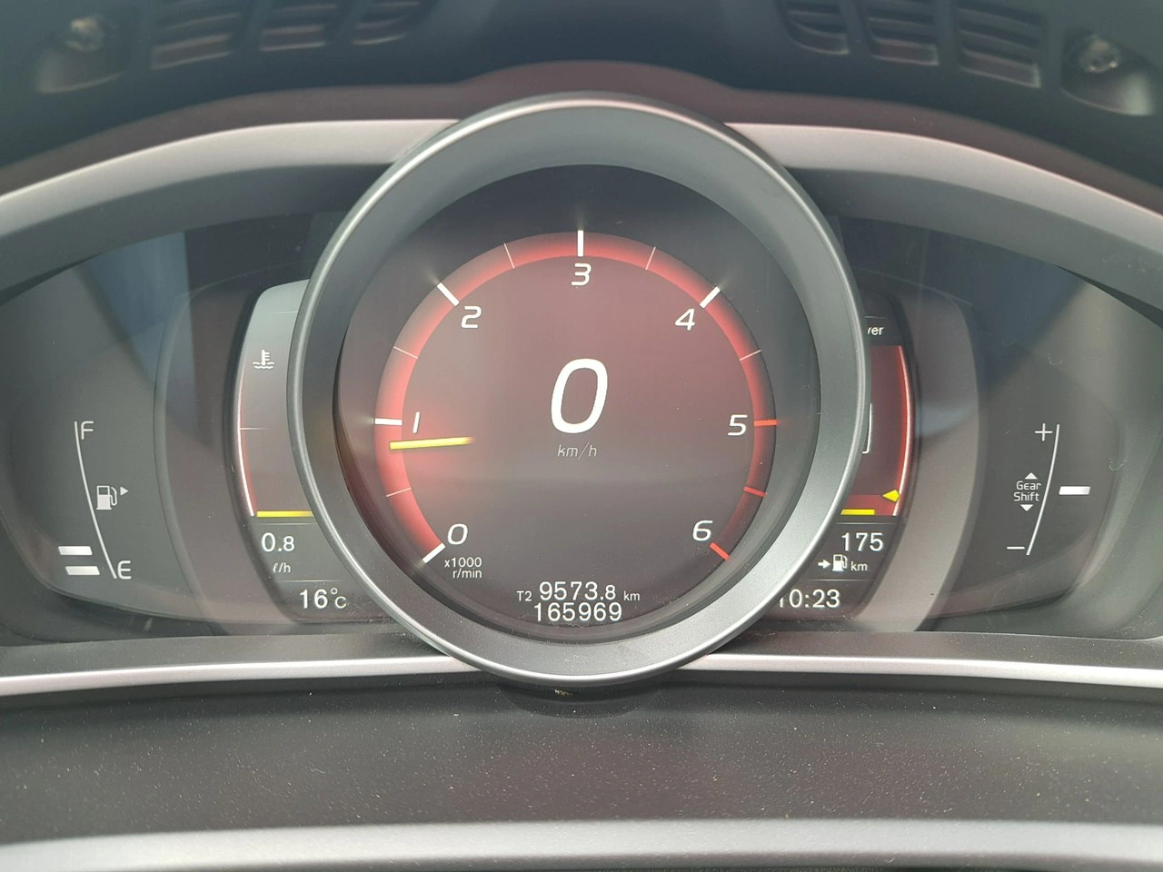 Volvo V40 - Zdjęcie 21