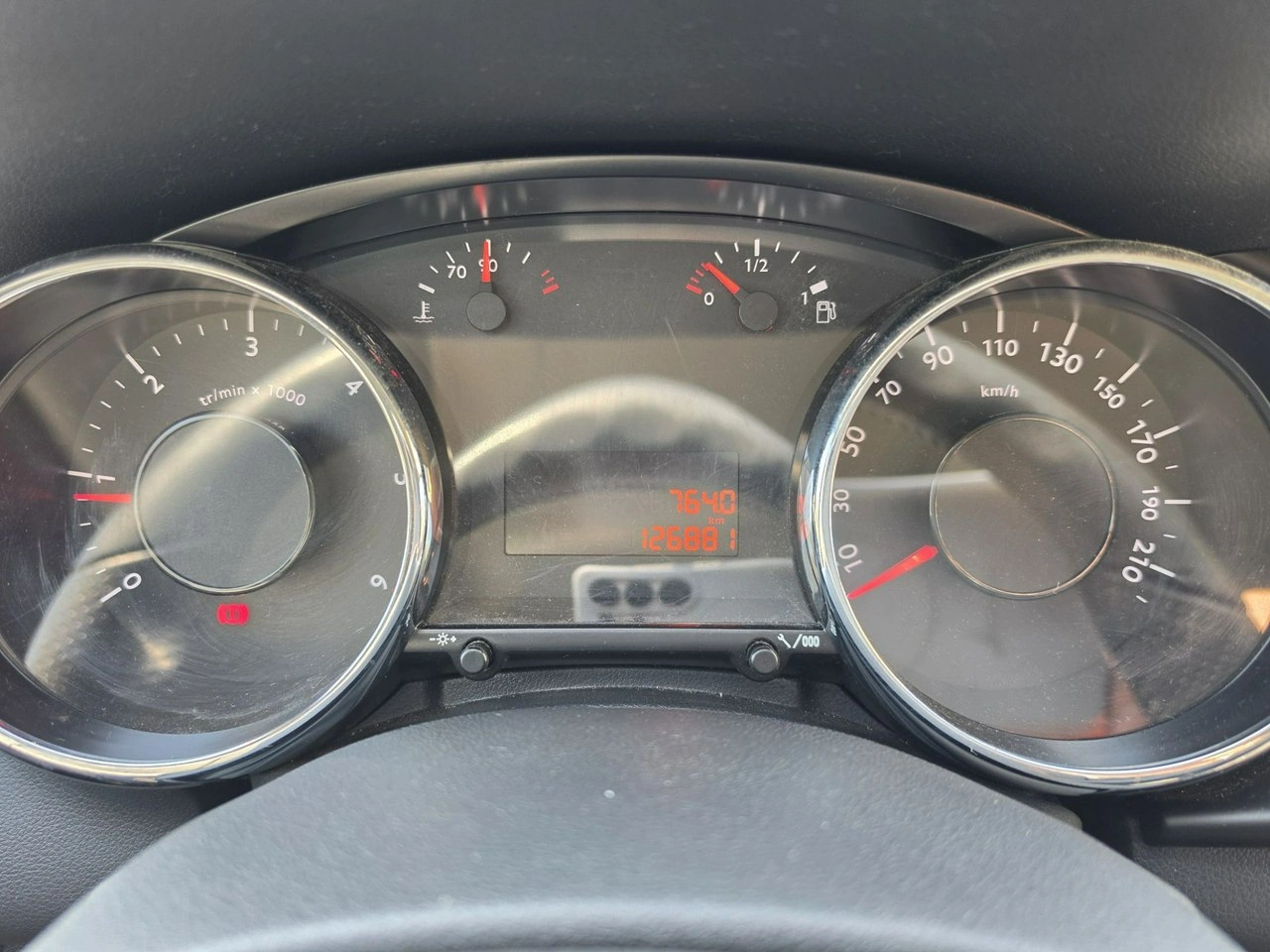 Peugeot 3008 - Zdjęcie 23