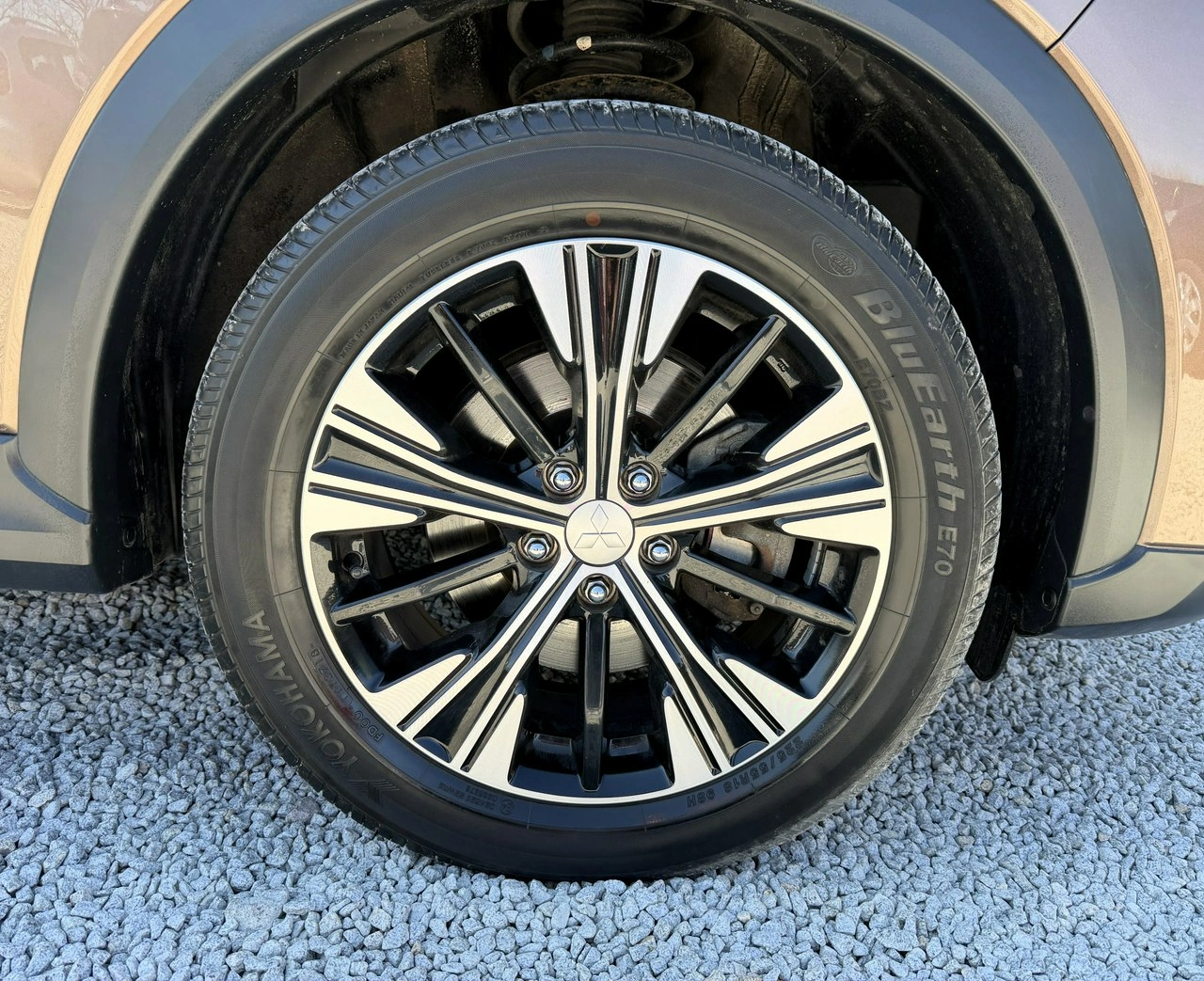 Mitsubishi Eclipse Cross - Zdjęcie 9