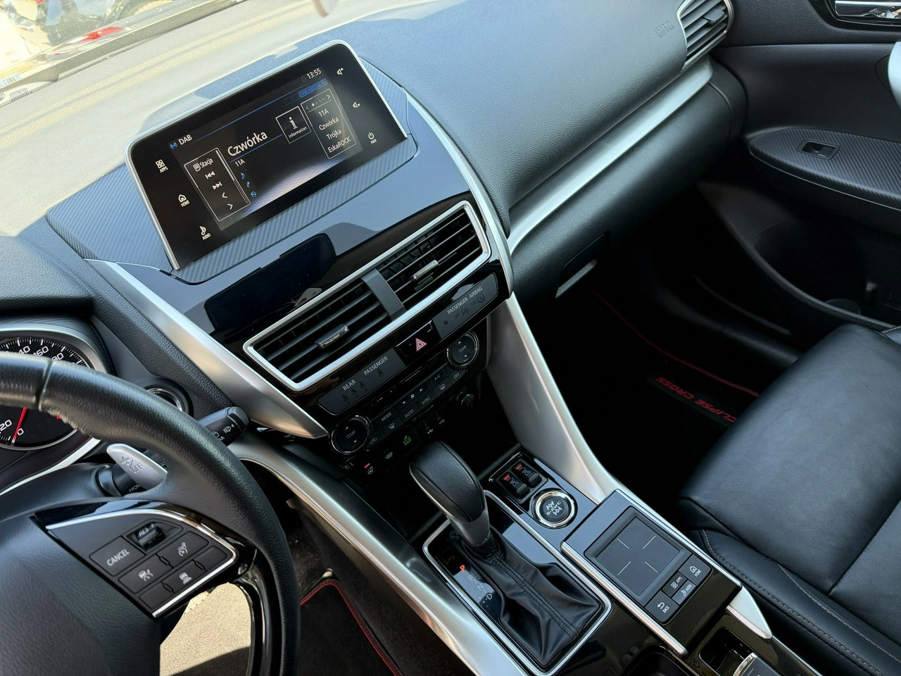 Mitsubishi Eclipse Cross - Zdjęcie 19