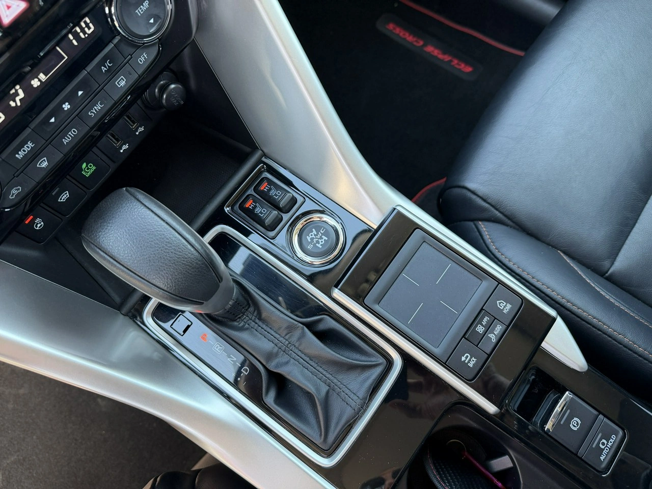 Mitsubishi Eclipse Cross - Zdjęcie 20