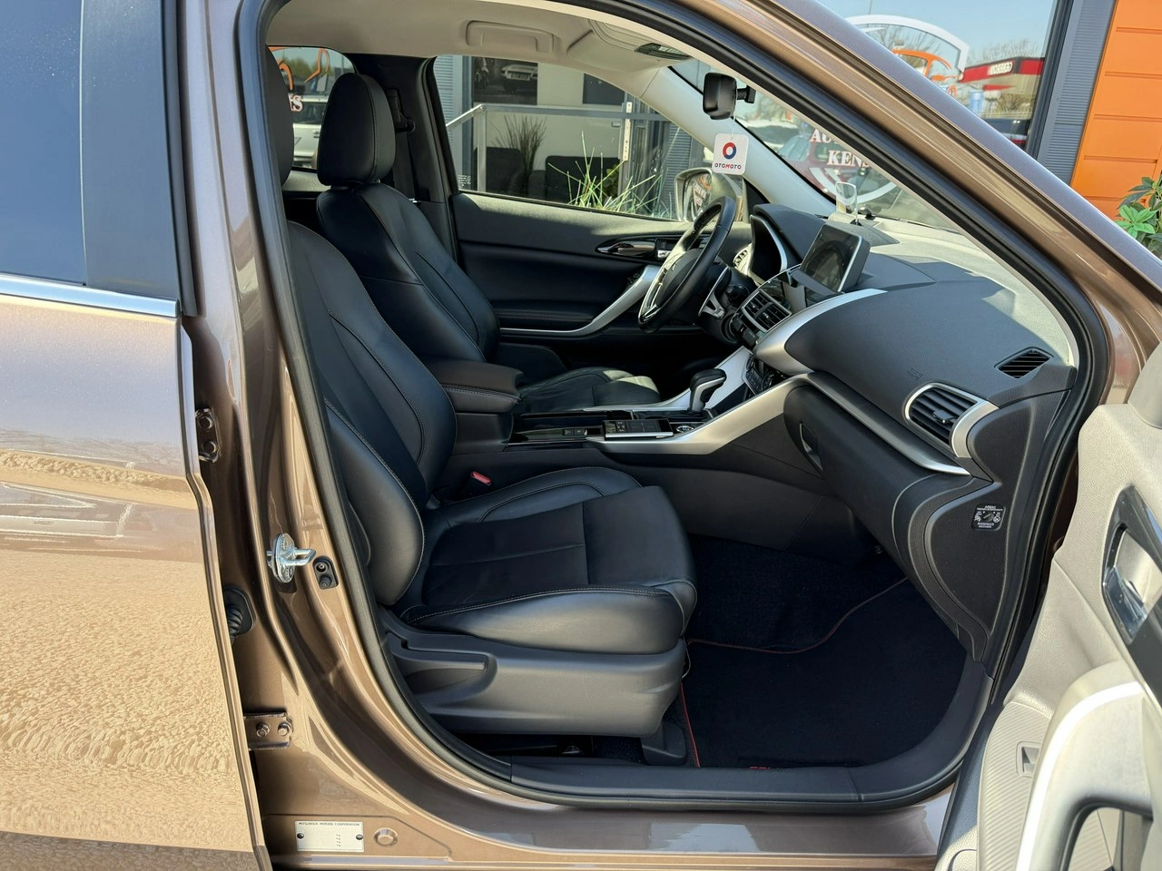 Mitsubishi Eclipse Cross - Zdjęcie 25