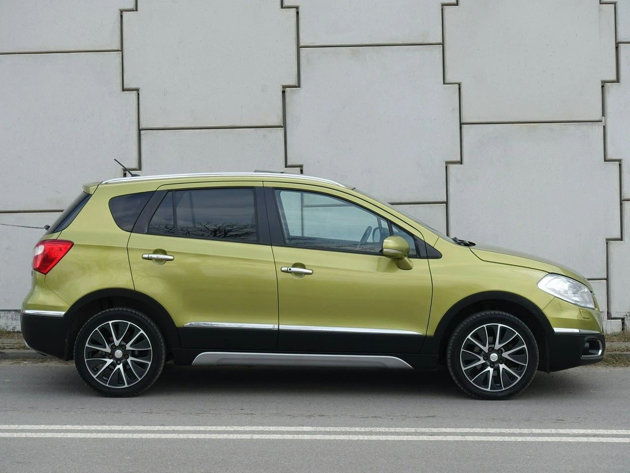Suzuki SX4 S-Cross - Zdjęcie 3