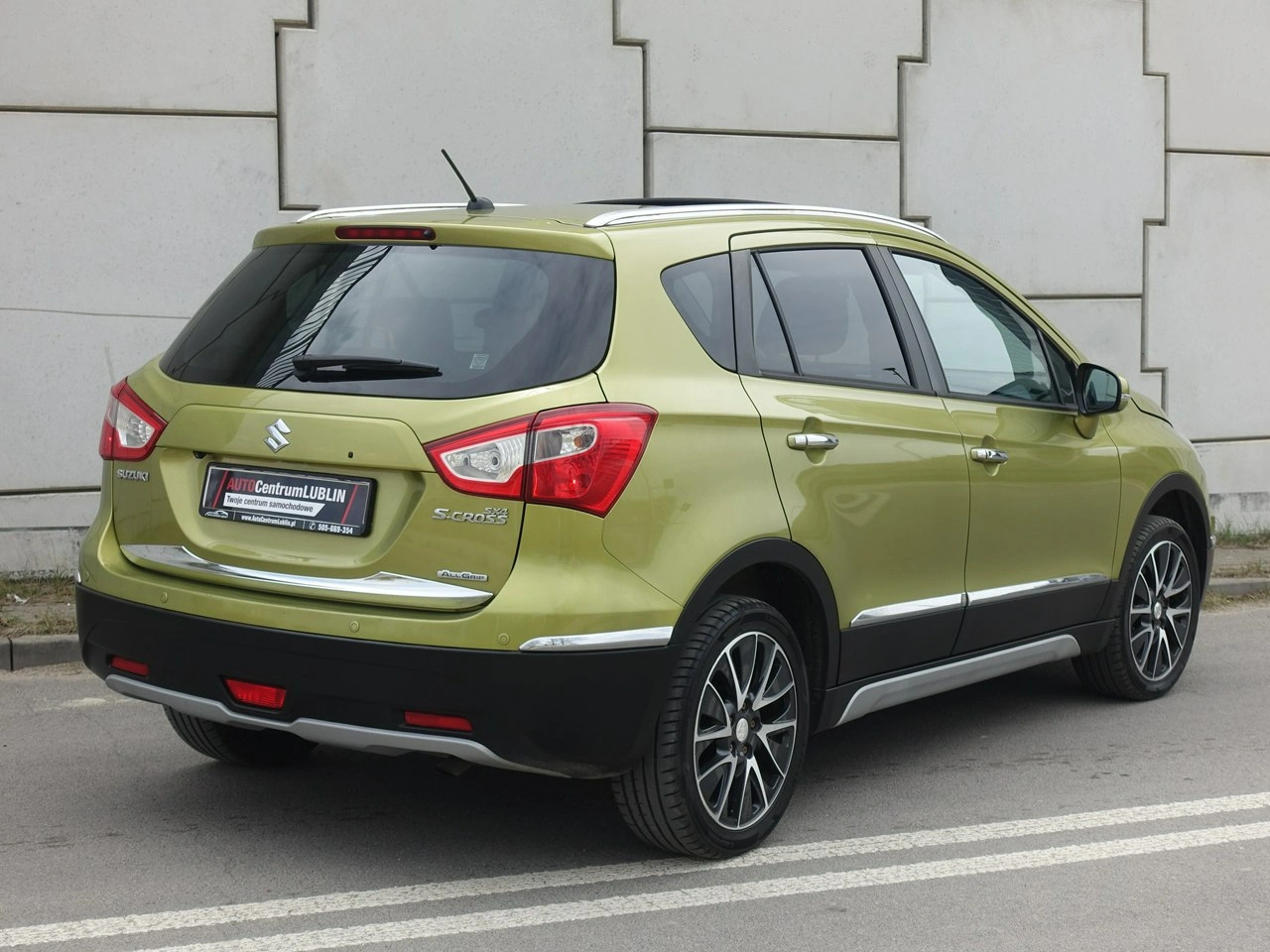 Suzuki SX4 S-Cross - Zdjęcie 8