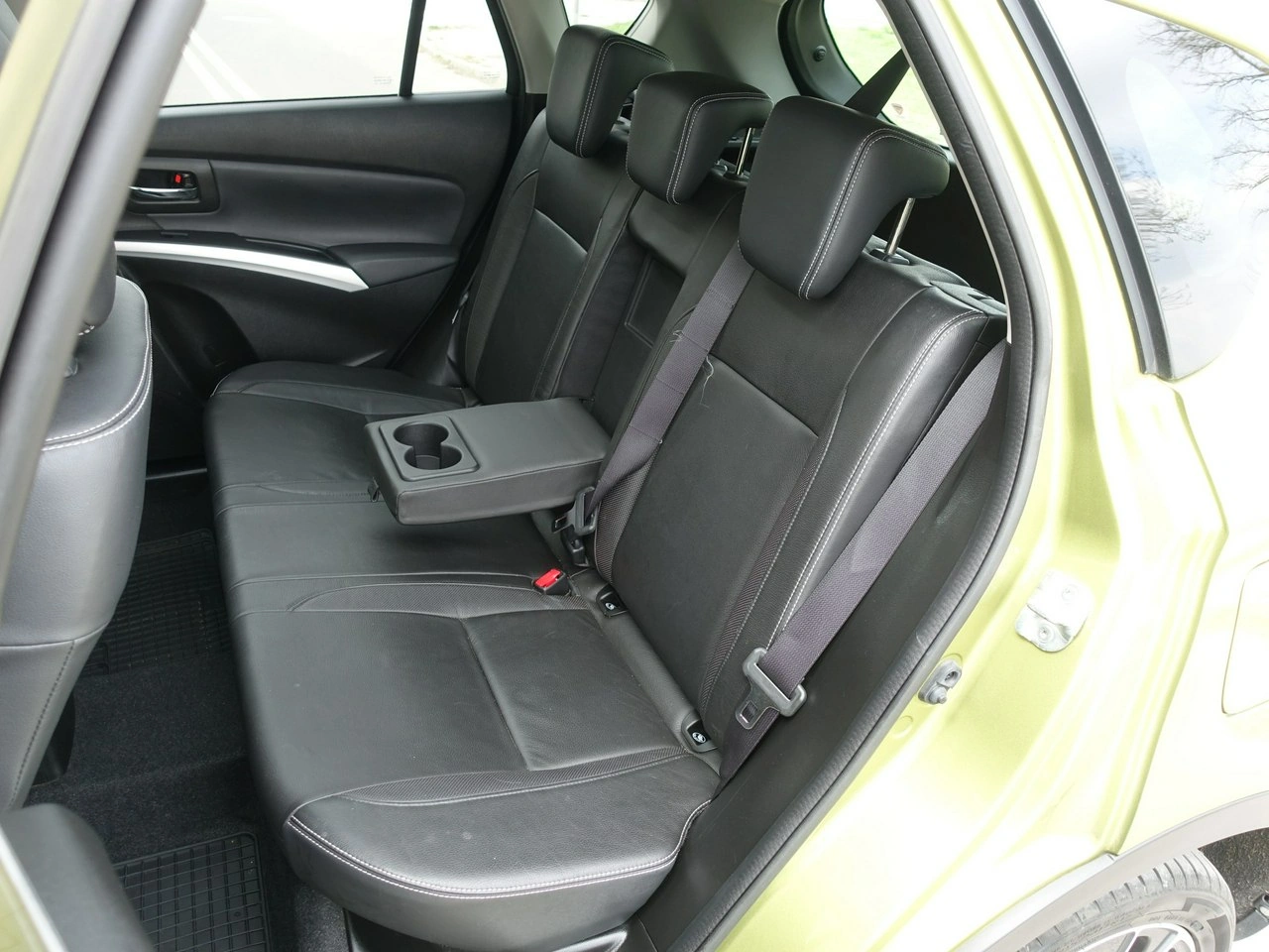 Suzuki SX4 S-Cross - Zdjęcie 18