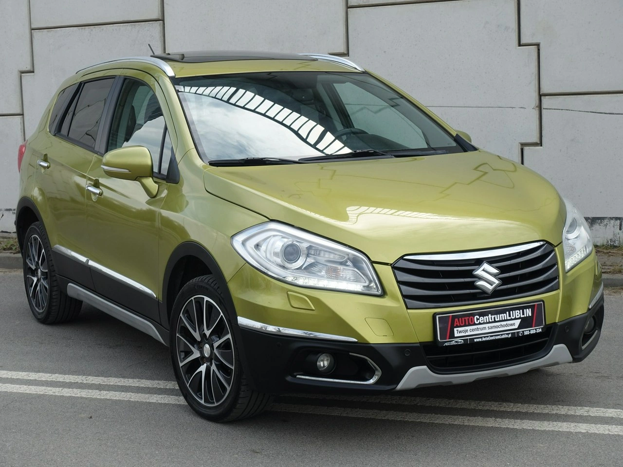 Suzuki SX4 S-Cross - Główne zdjęcie