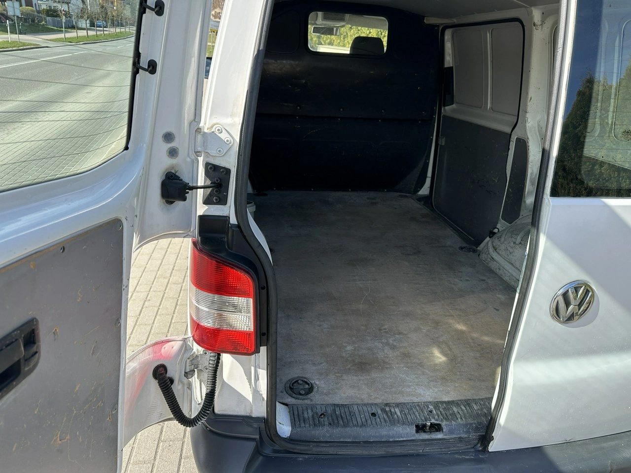 Volkswagen Transporter - Zdjęcie 11