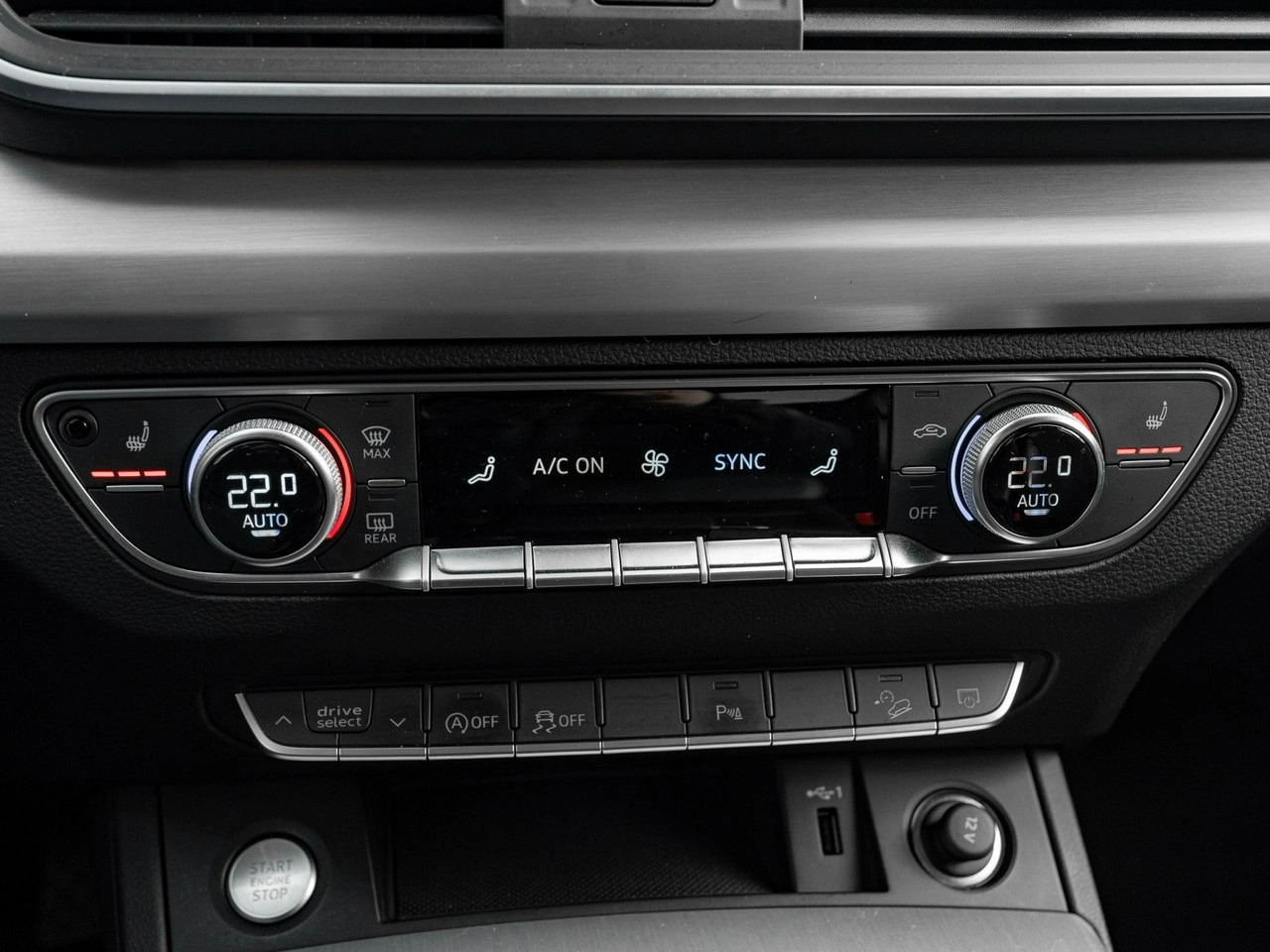 Audi Q5 - Zdjęcie 18