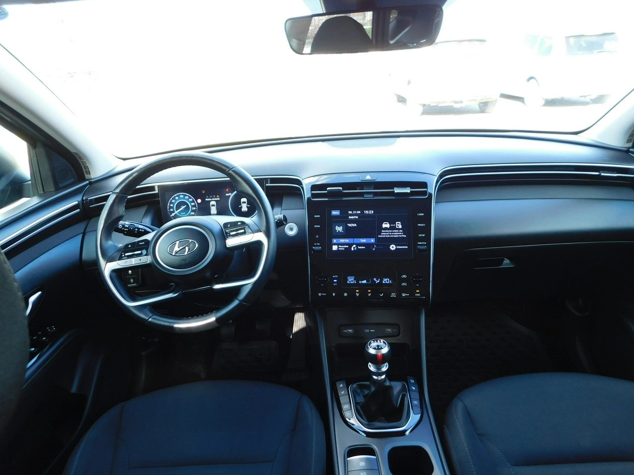 Hyundai Tucson - Zdjęcie 15
