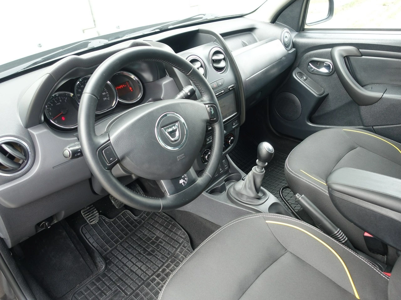 Dacia Duster - Zdjęcie 12