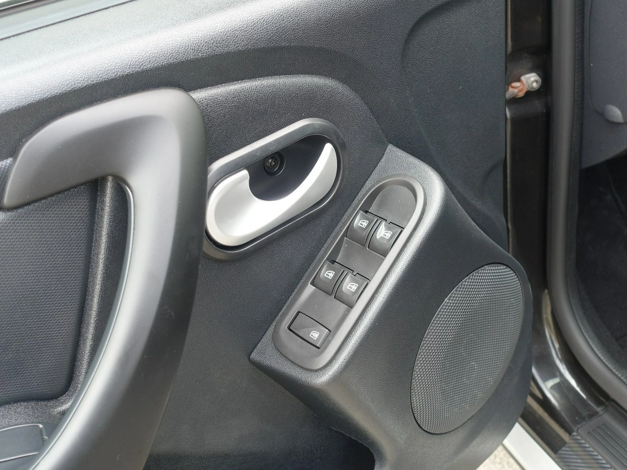 Dacia Duster - Zdjęcie 15