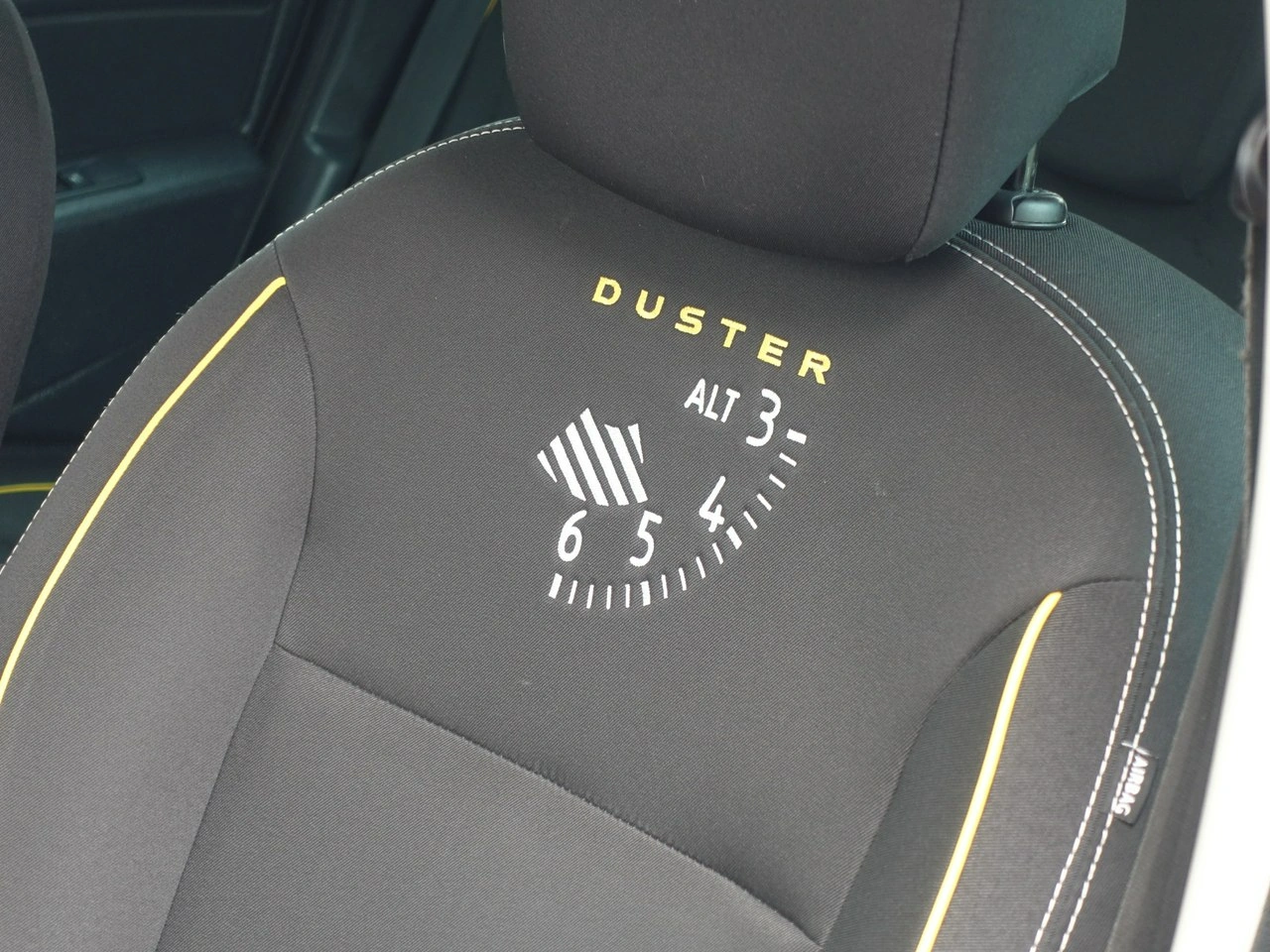 Dacia Duster - Zdjęcie 14