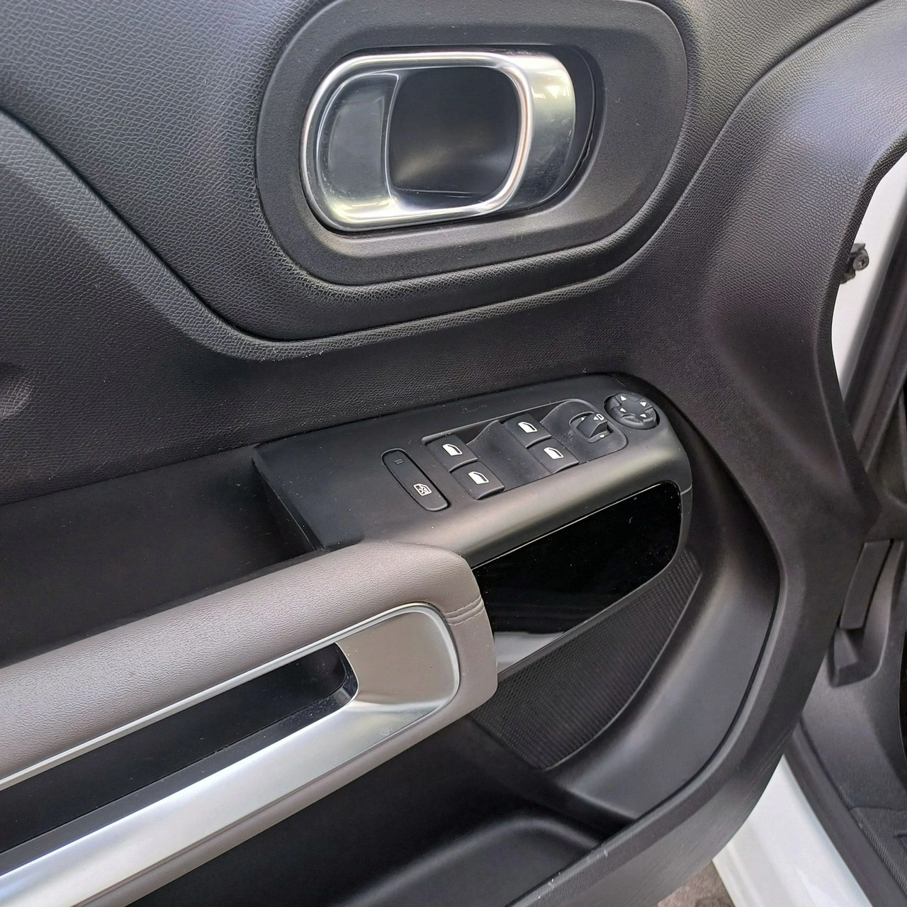 Citroën C5 Aircross - Zdjęcie 20