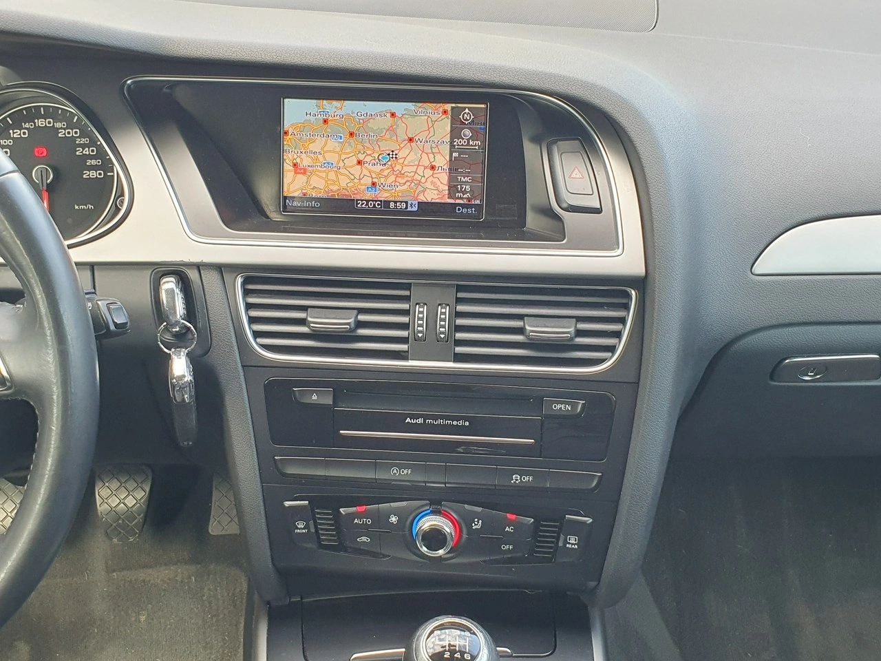 Audi A4 - Zdjęcie 28