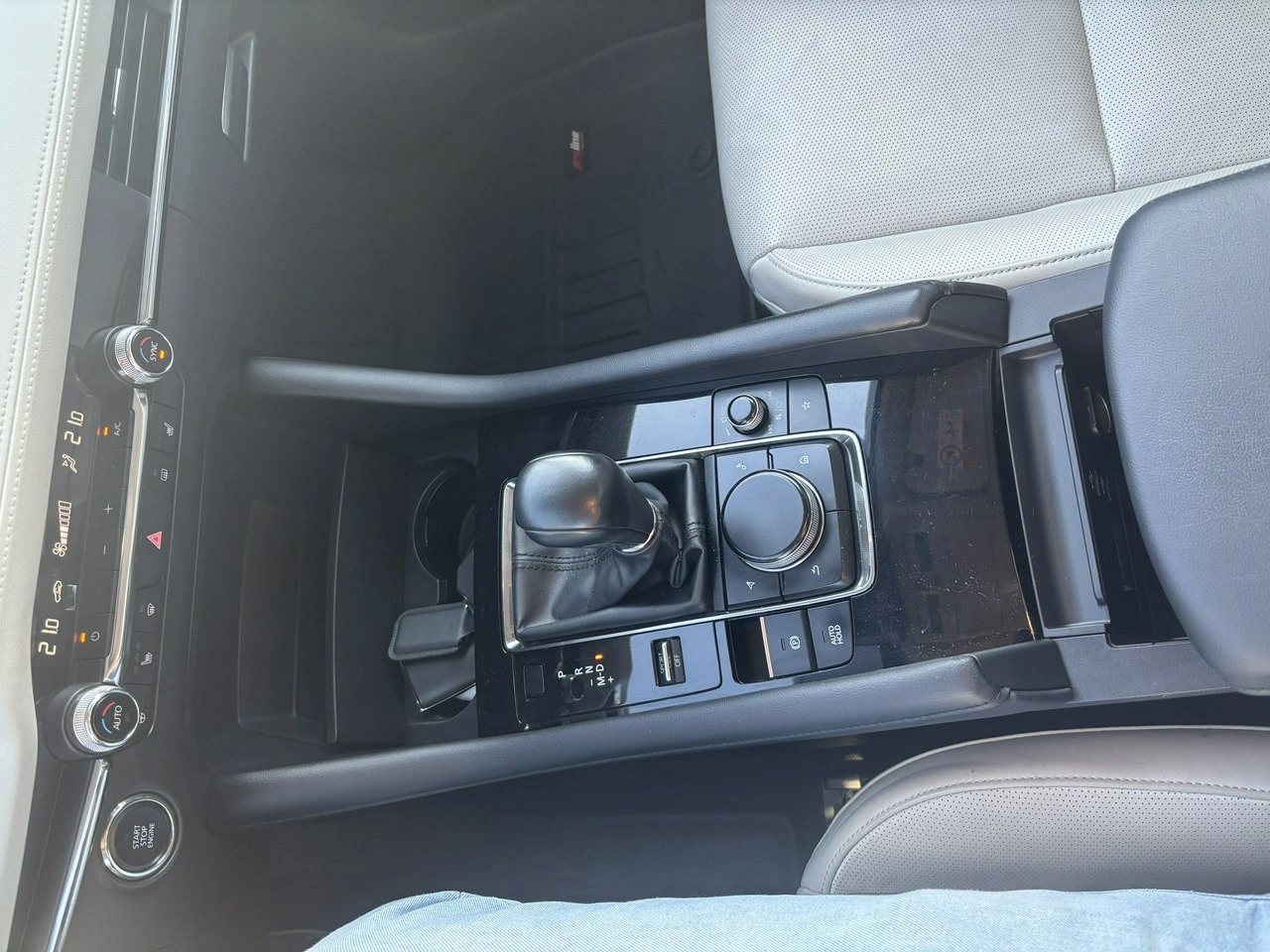 Mazda 3 - Zdjęcie 26