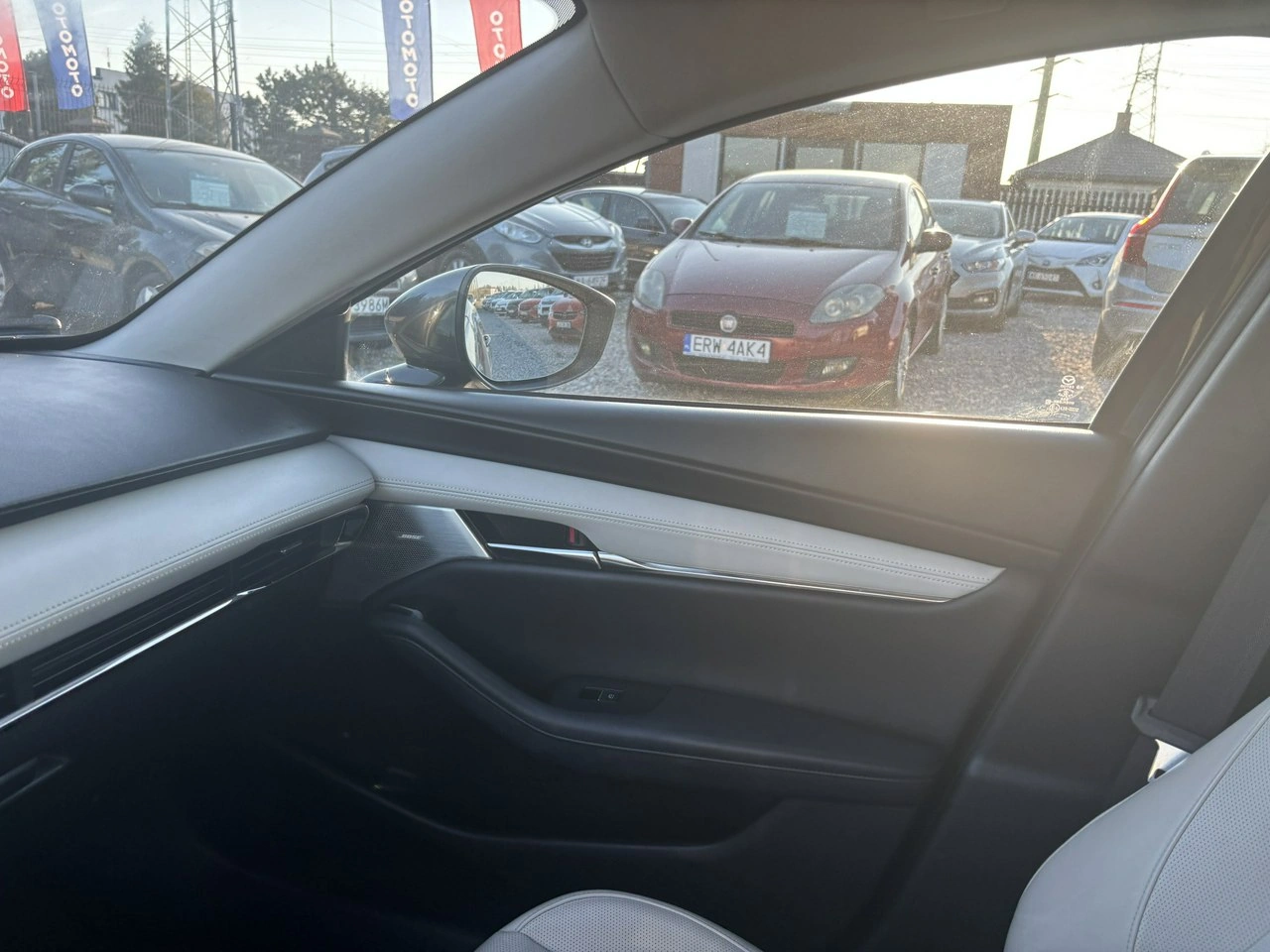 Mazda 3 - Zdjęcie 27