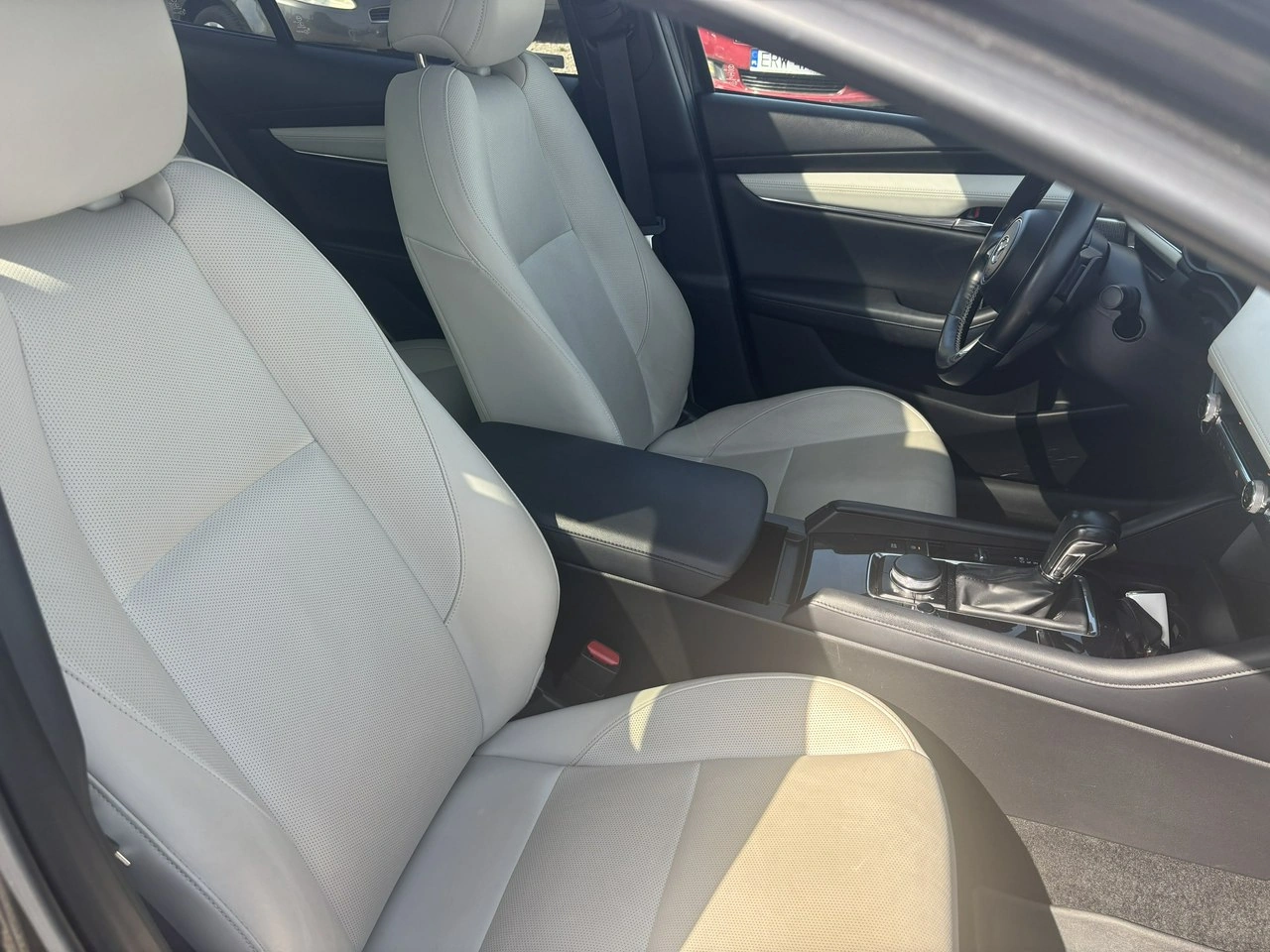 Mazda 3 - Zdjęcie 38