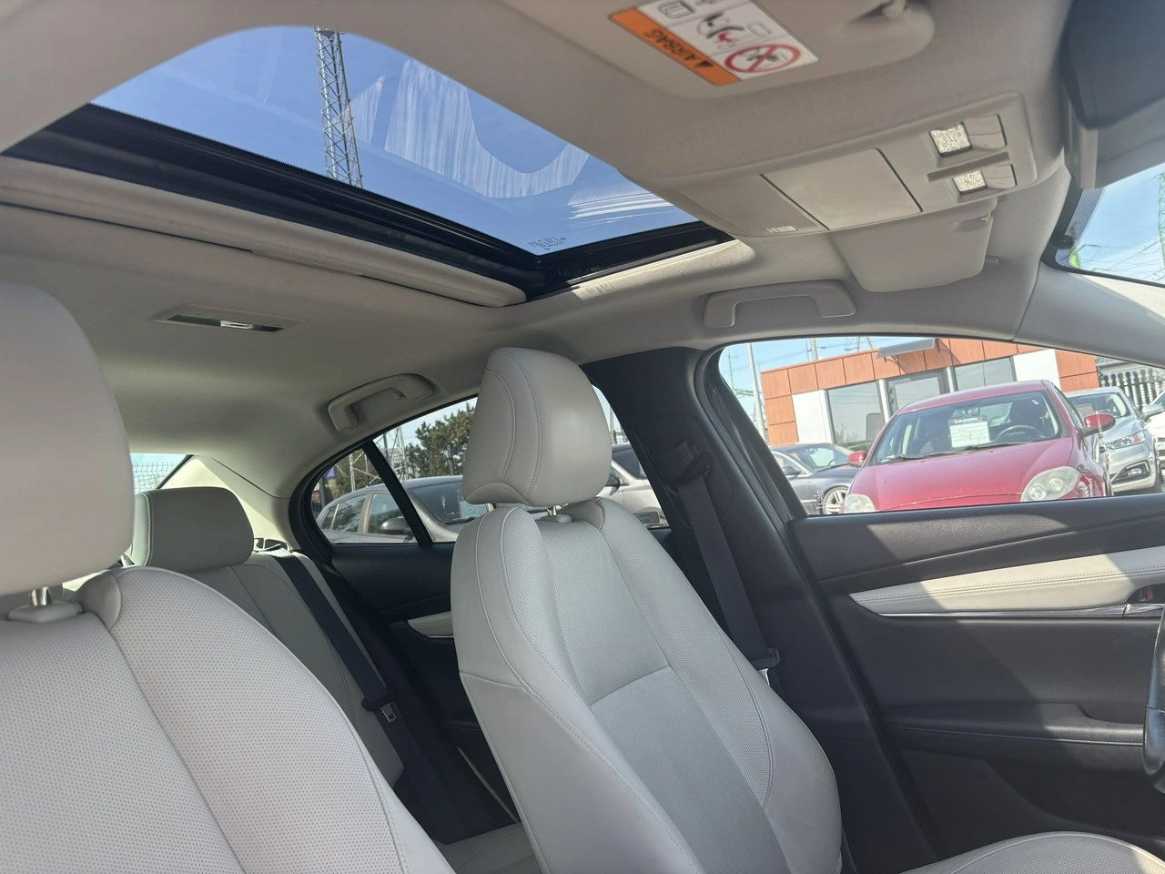 Mazda 3 - Zdjęcie 39