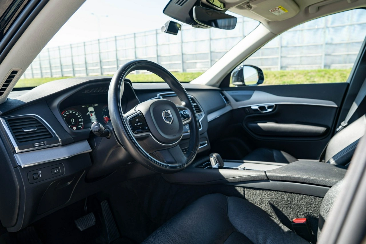 Volvo XC 90 - Zdjęcie 13